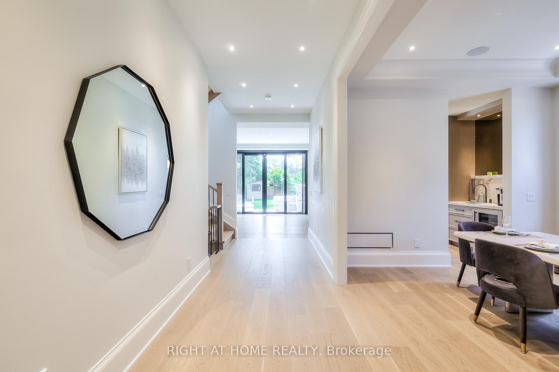 Photo 13 of 124 Shaver Avenue N, Etobicoke, Islington-City Centre West — HOMEH