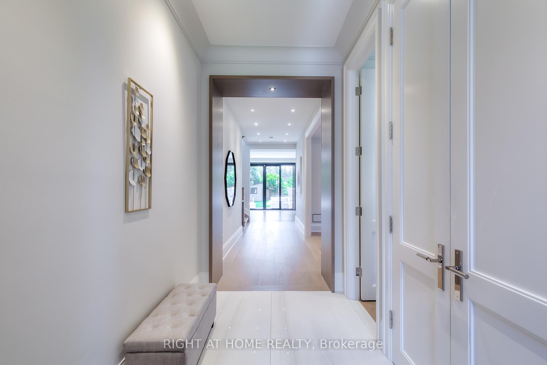 Photo 18 of 124 Shaver Avenue N, Etobicoke, Islington-City Centre West — HOMEH