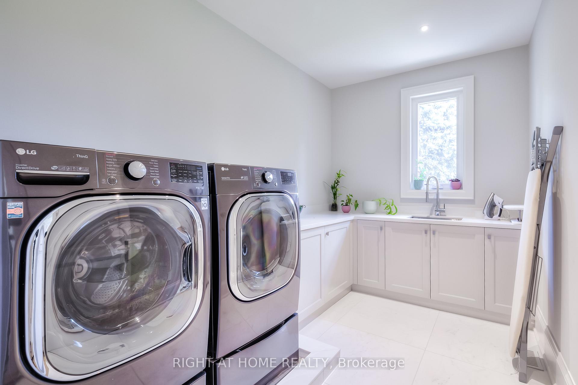 Photo 36 of 124 Shaver Avenue N, Etobicoke, Islington-City Centre West — HOMEH
