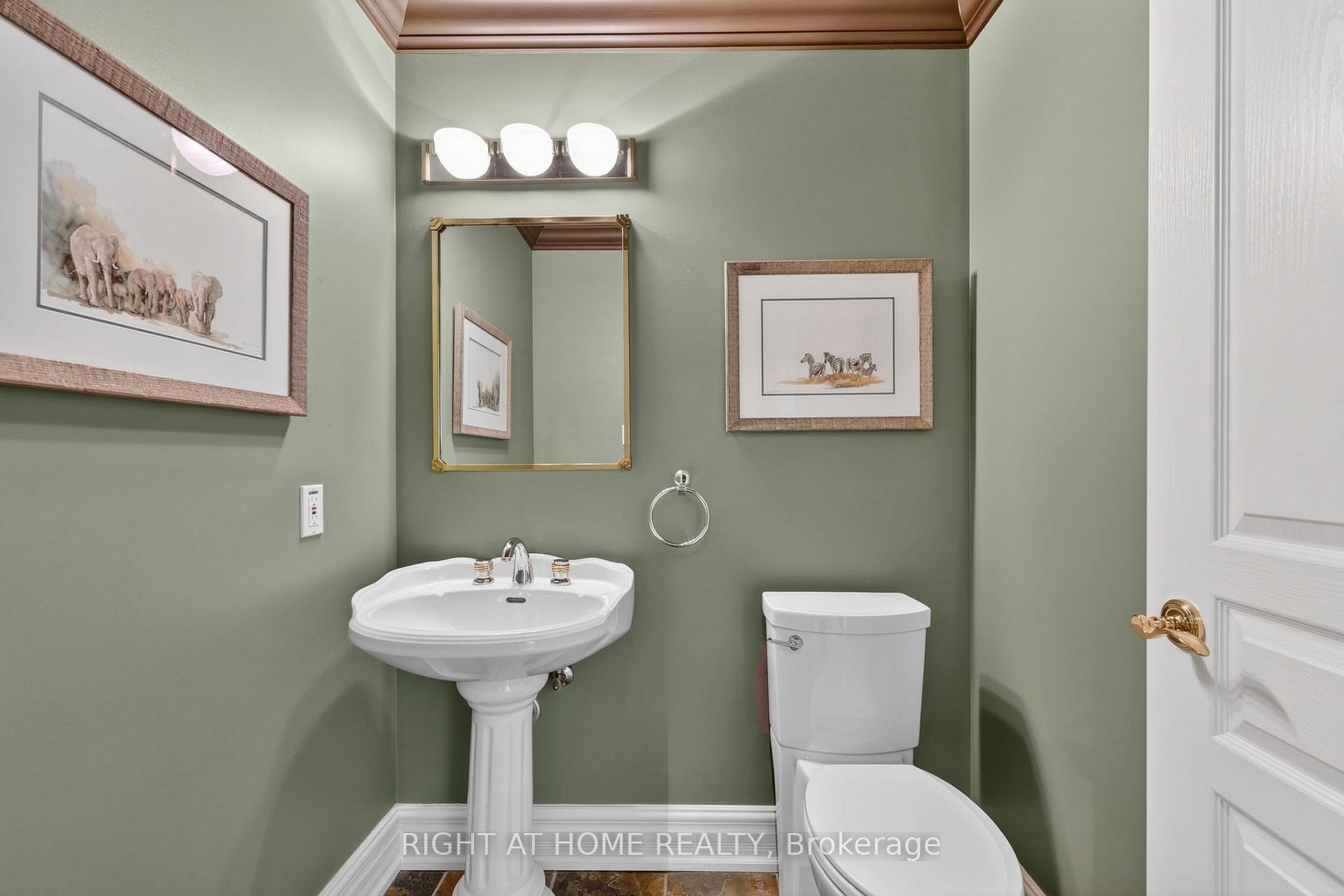 Photo 23 of 13 Alpine Way, Oro-Medonte, Horseshoe Valley — HOMEH