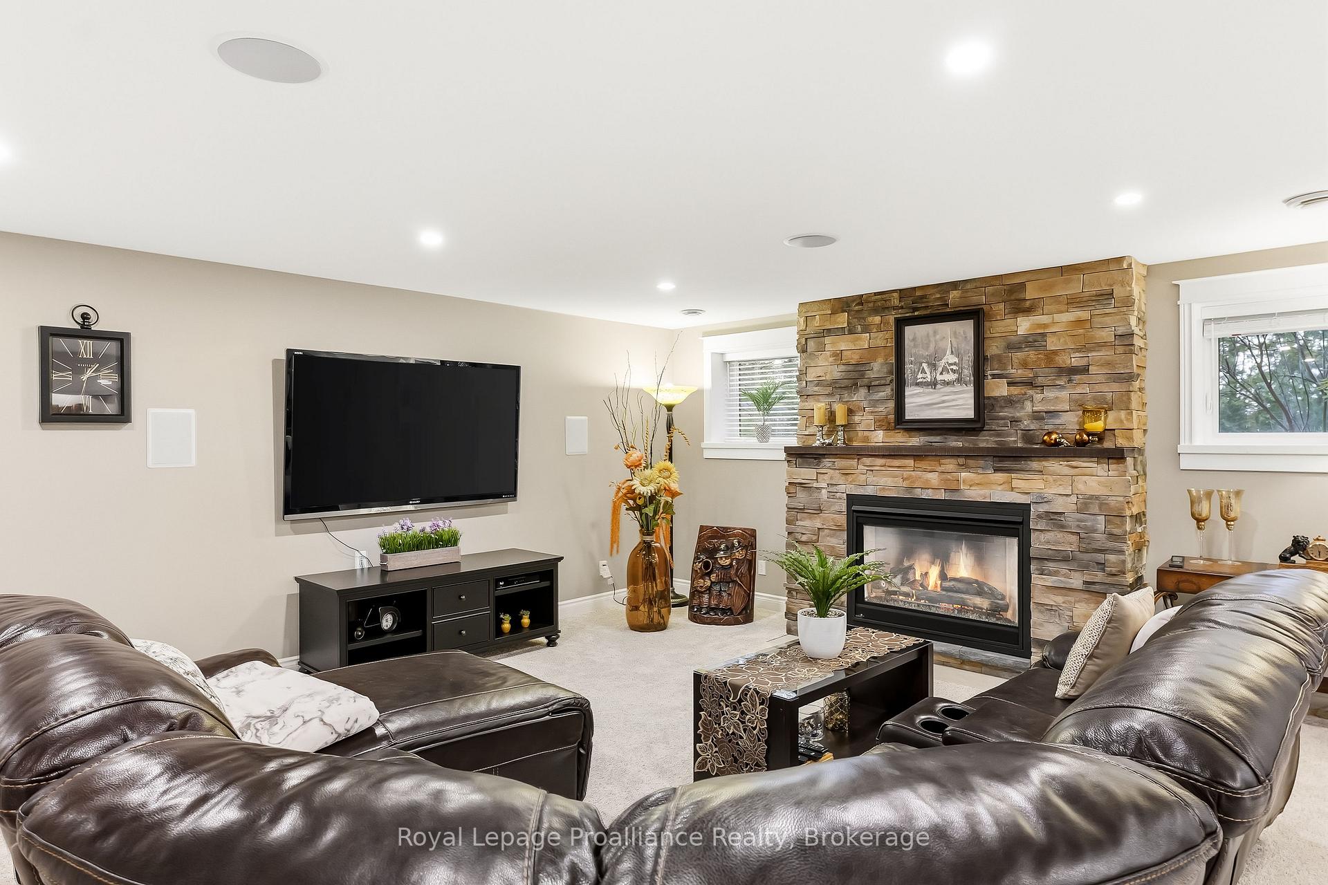 Photo 29 of 1 Cardinal Court, Quinte West, Murray Ward — HOMEH