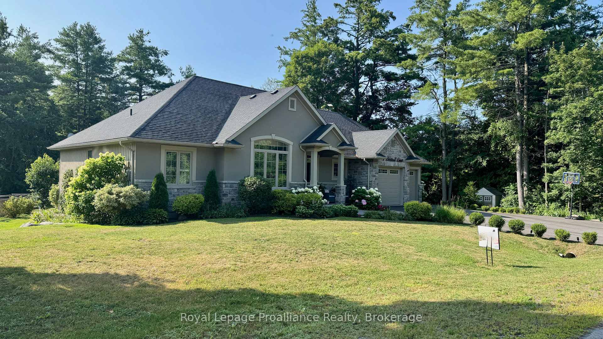 Photo 42 of 1 Cardinal Court, Quinte West, Murray Ward — HOMEH