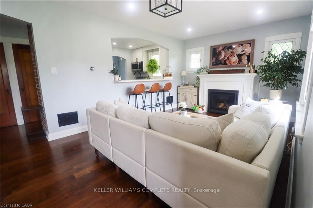 Photo 12 of 1429 Highway #8 Road, Hamilton, Stoney Creek — HOMEH