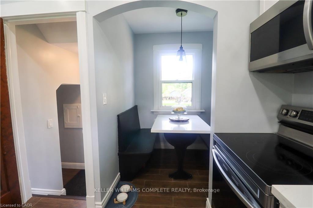 Photo 17 of 1429 Highway #8 Road, Hamilton, Stoney Creek — HOMEH