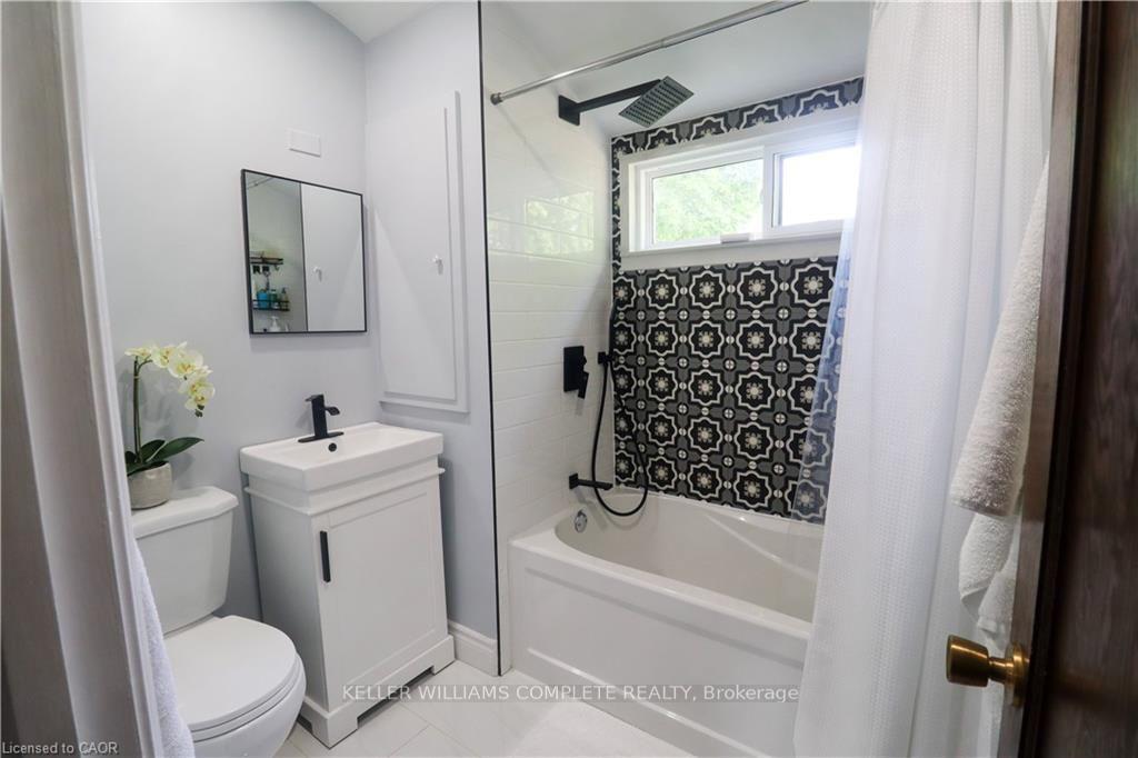 Photo 30 of 1429 Highway #8 Road, Hamilton, Stoney Creek — HOMEH