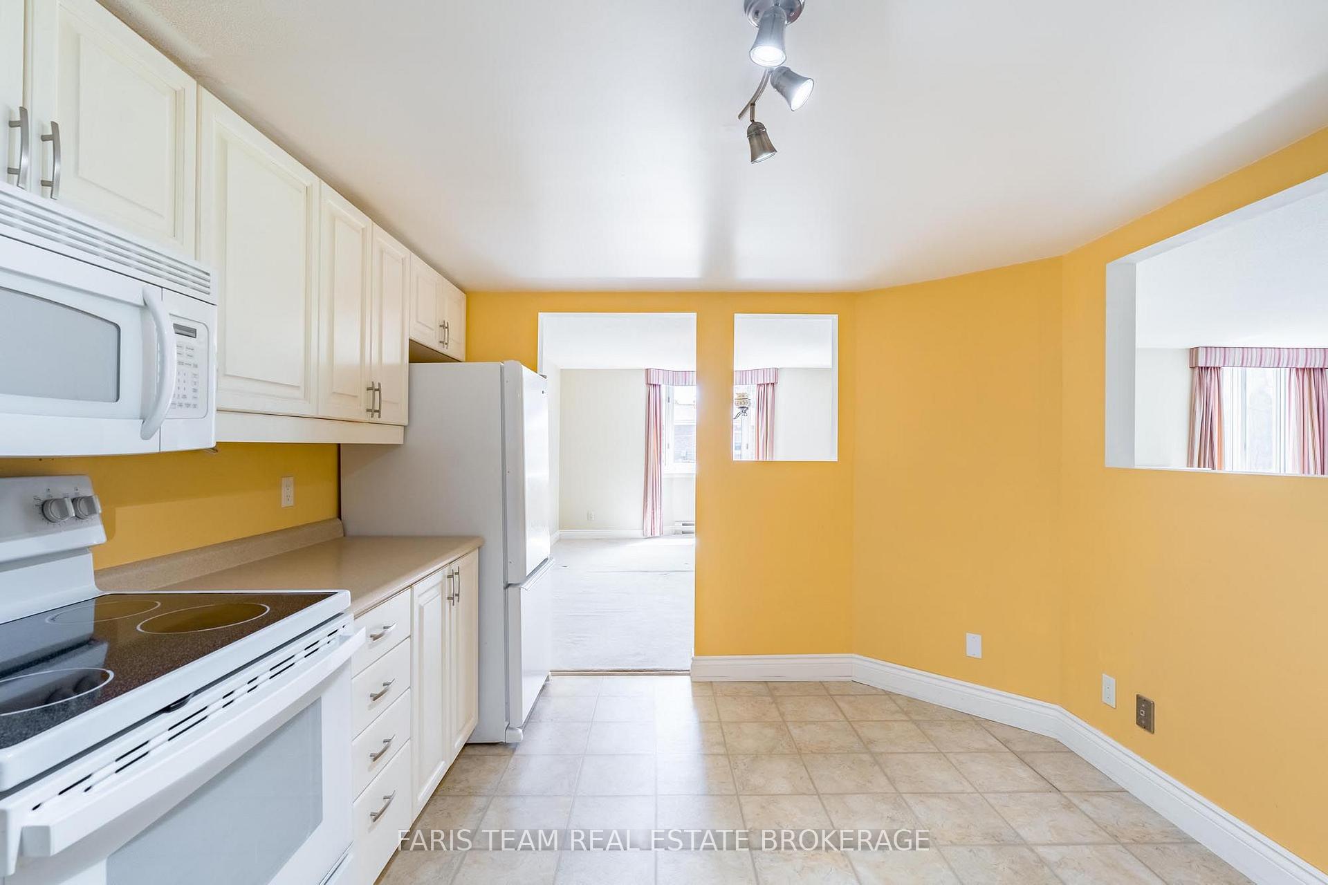 Photo 8 of Unit 202, 95 Matchedash Street N, Orillia — HOMEH