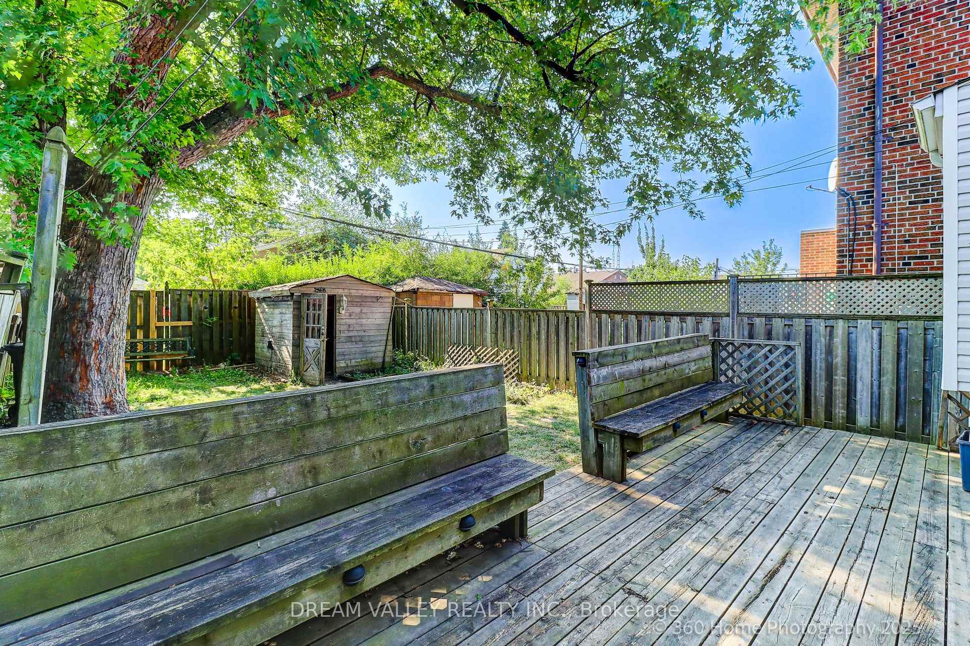 Photo 23 of 96 Laurel Avenue, Scarborough, Kennedy Park — HOMEH