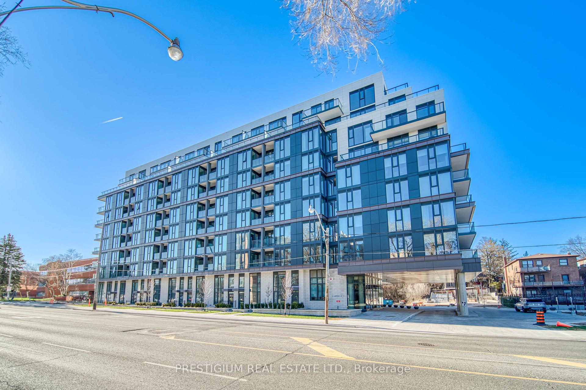 Photo of Unit 213, 250 Lawrence Avenue W