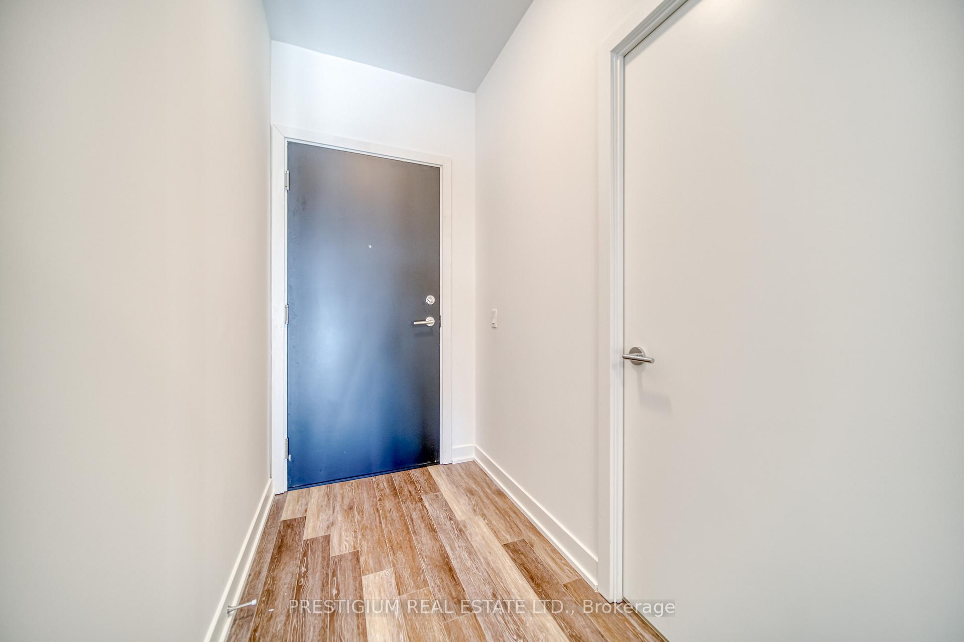 Photo 4 of Unit 213, 250 Lawrence Avenue W, Toronto, Lawrence Park North — HOMEH