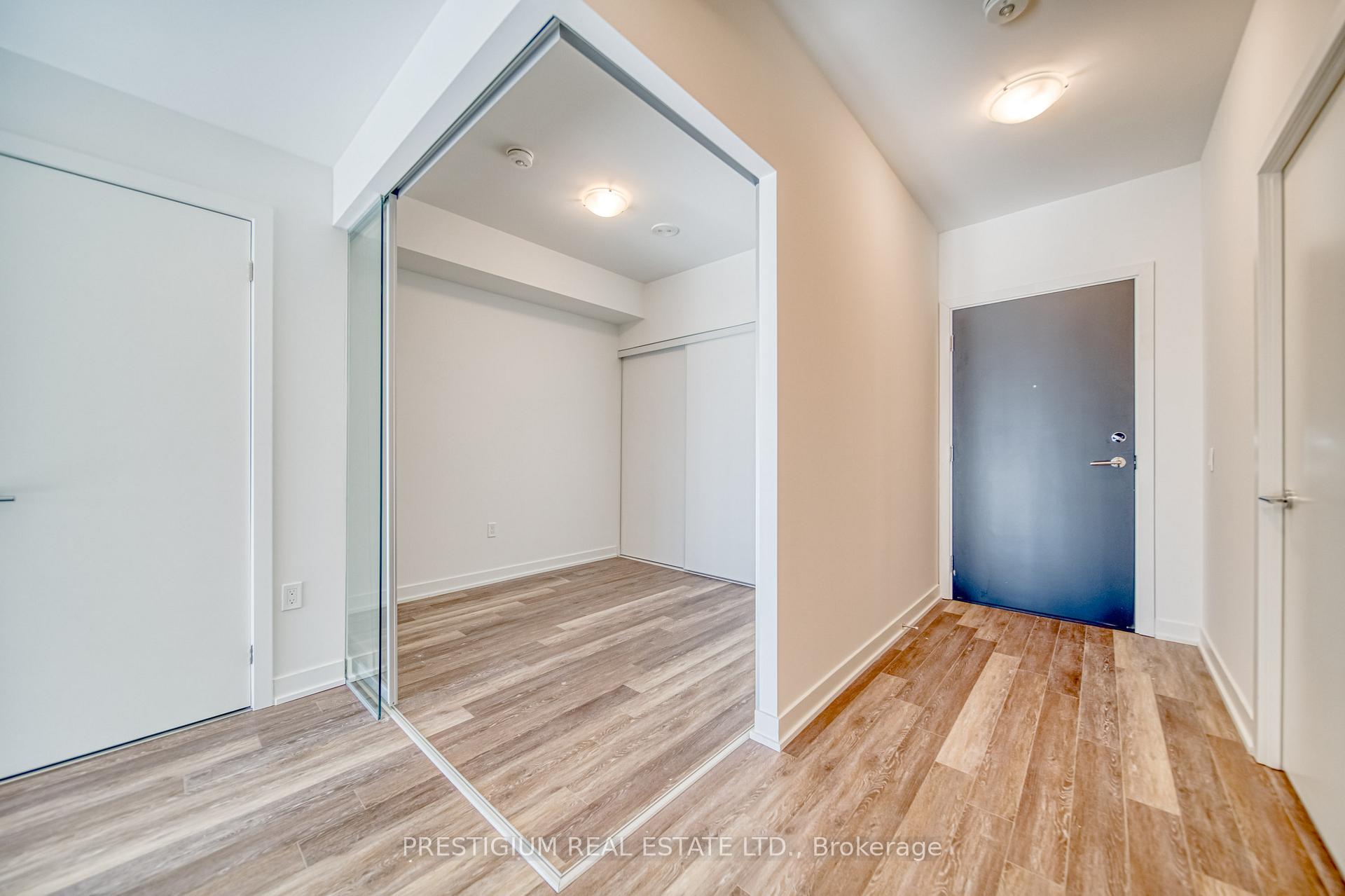 Photo 5 of Unit 213, 250 Lawrence Avenue W, Toronto, Lawrence Park North — HOMEH