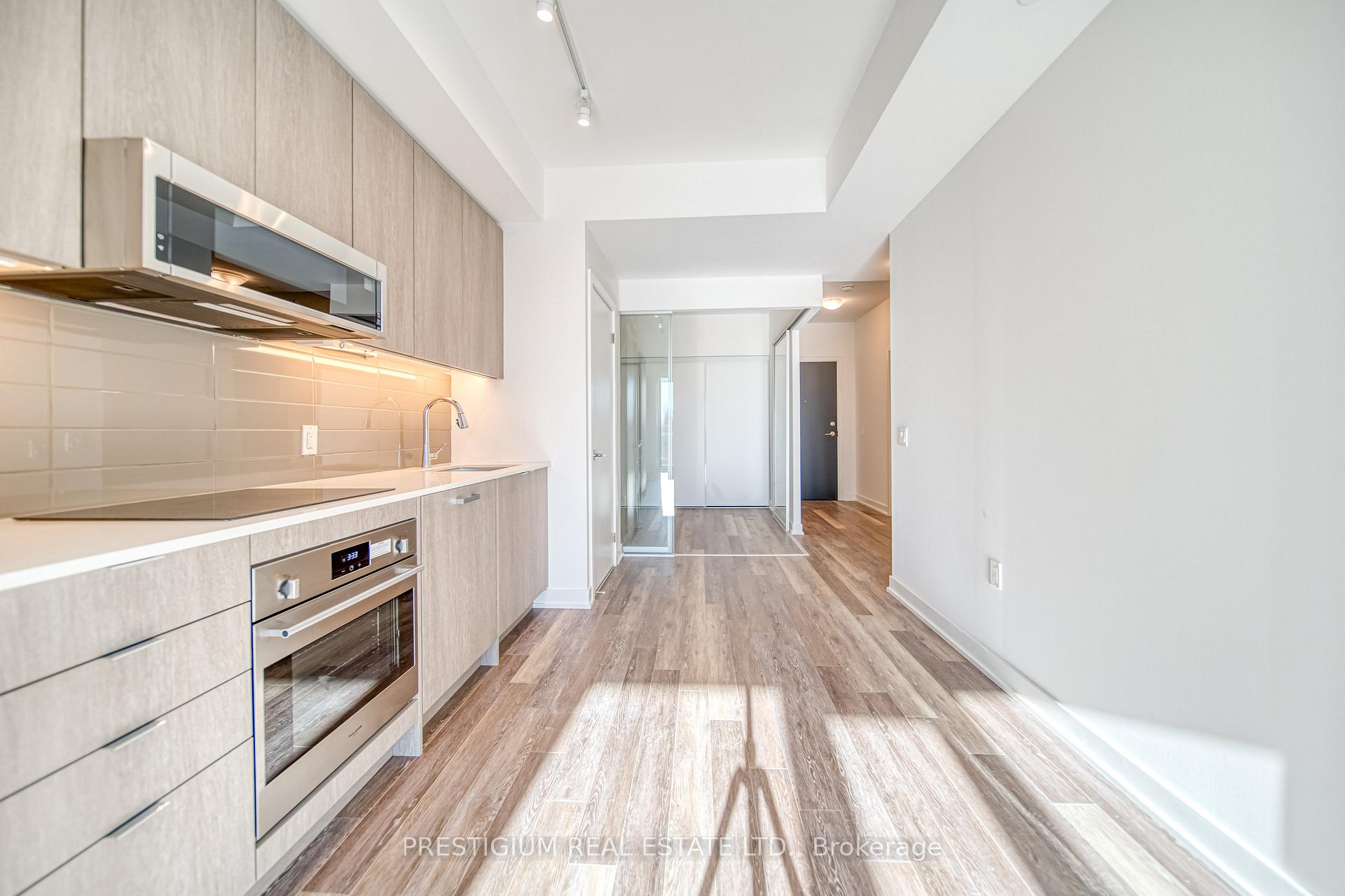 Photo 8 of Unit 213, 250 Lawrence Avenue W, Toronto, Lawrence Park North — HOMEH