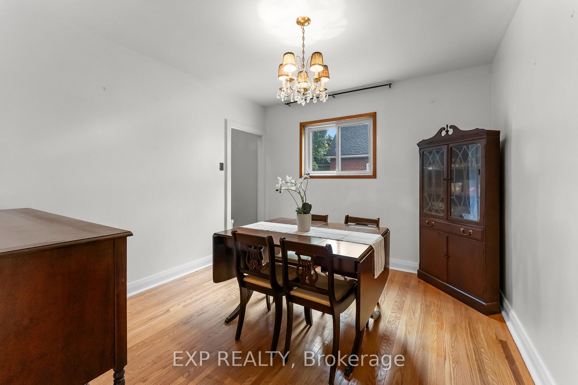 Photo 11 of 3945 St Peter Avenue, Niagara Falls, Stamford — HOMEH