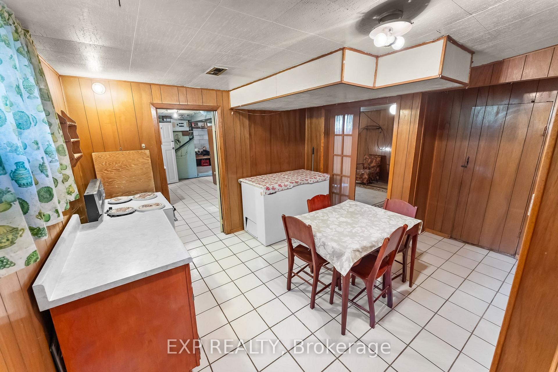 Photo 20 of 3945 St Peter Avenue, Niagara Falls, Stamford — HOMEH