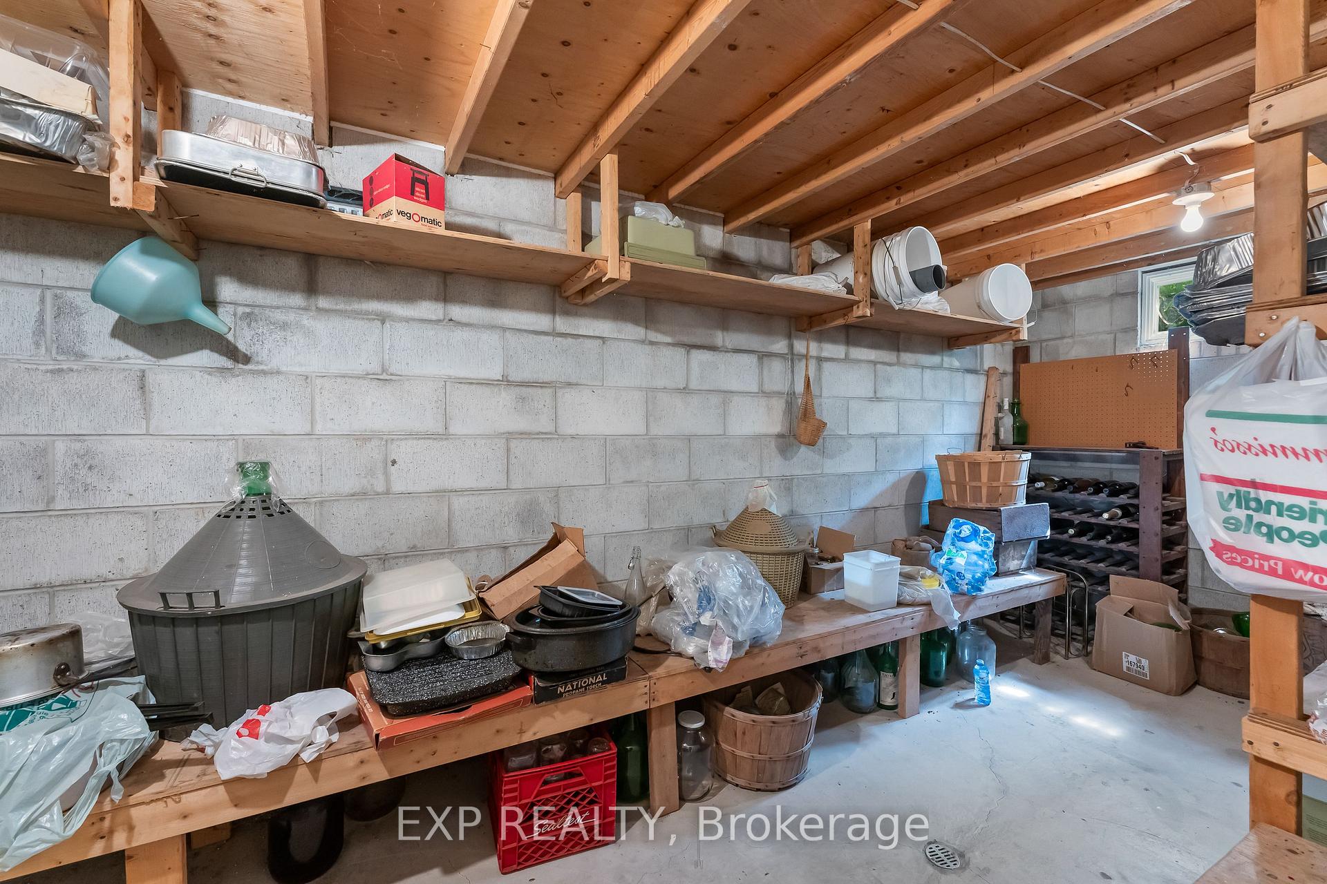 Photo 28 of 3945 St Peter Avenue, Niagara Falls, Stamford — HOMEH