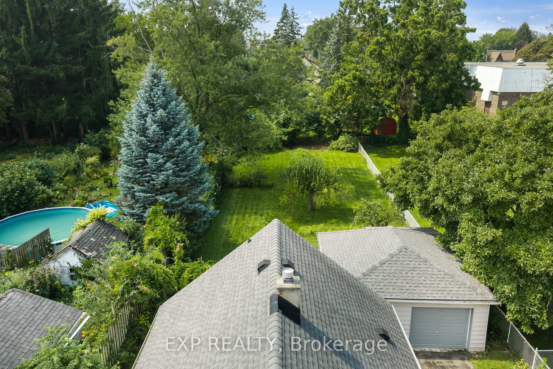 Photo 31 of 3945 St Peter Avenue, Niagara Falls, Stamford — HOMEH