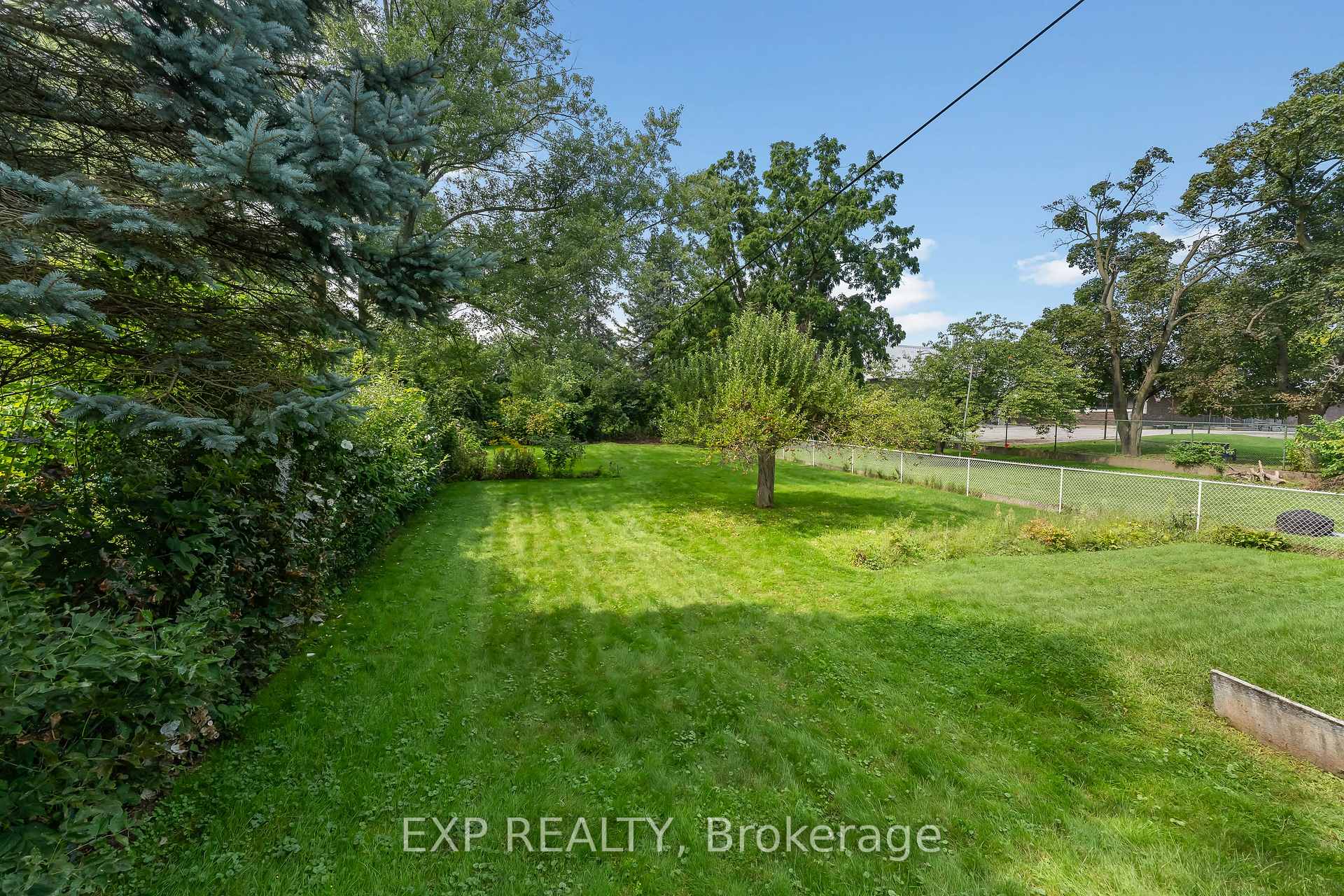 Photo 34 of 3945 St Peter Avenue, Niagara Falls, Stamford — HOMEH