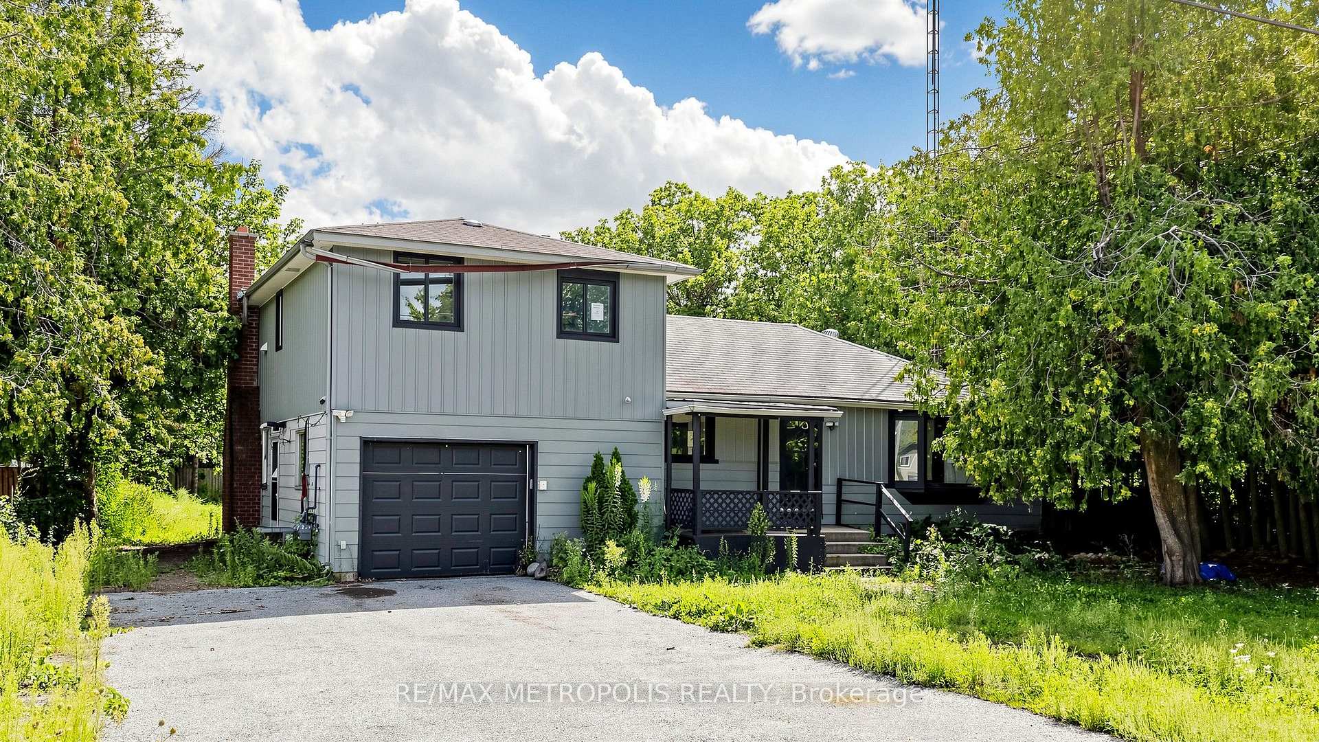 Photo 1 of 1051 Goshen Road, Innisfil, Alcona — HOMEH