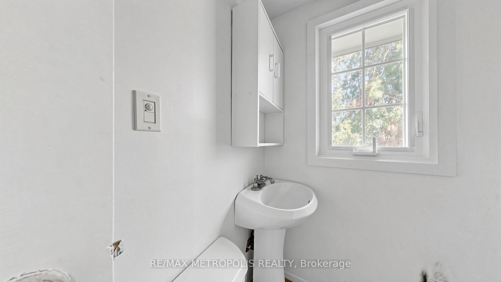 Photo 28 of 1051 Goshen Road, Innisfil, Alcona — HOMEH