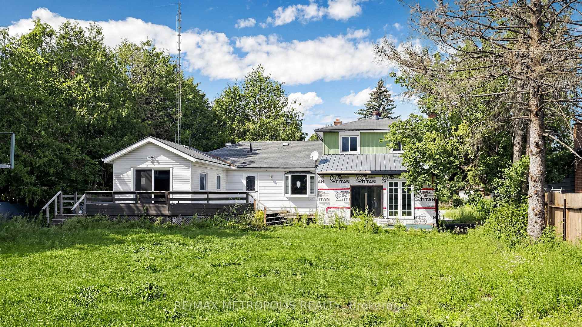 Photo 35 of 1051 Goshen Road, Innisfil, Alcona — HOMEH