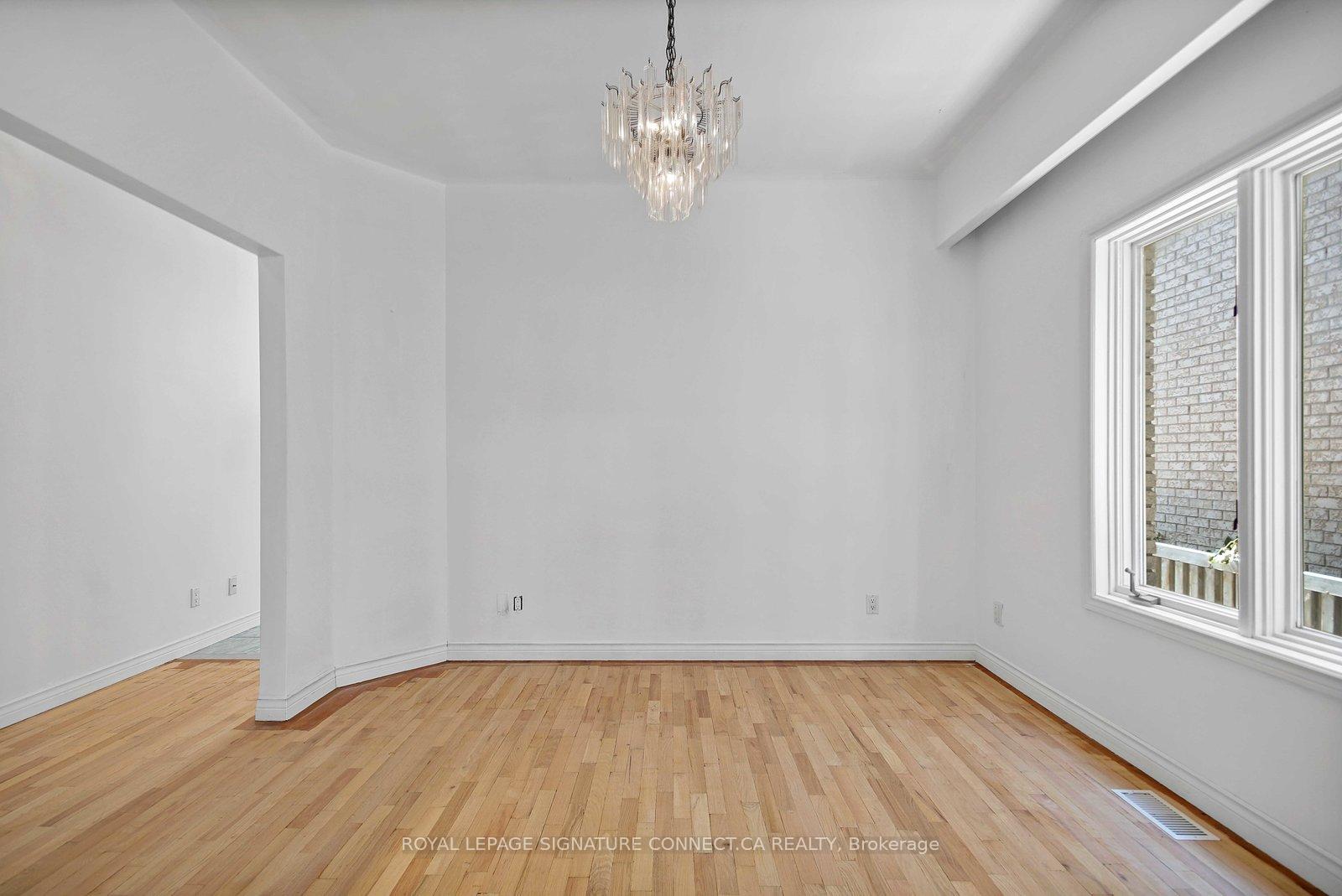 Photo 7 of Unit Main, 19 Mitchell Avenue, Toronto, Niagara — HOMEH