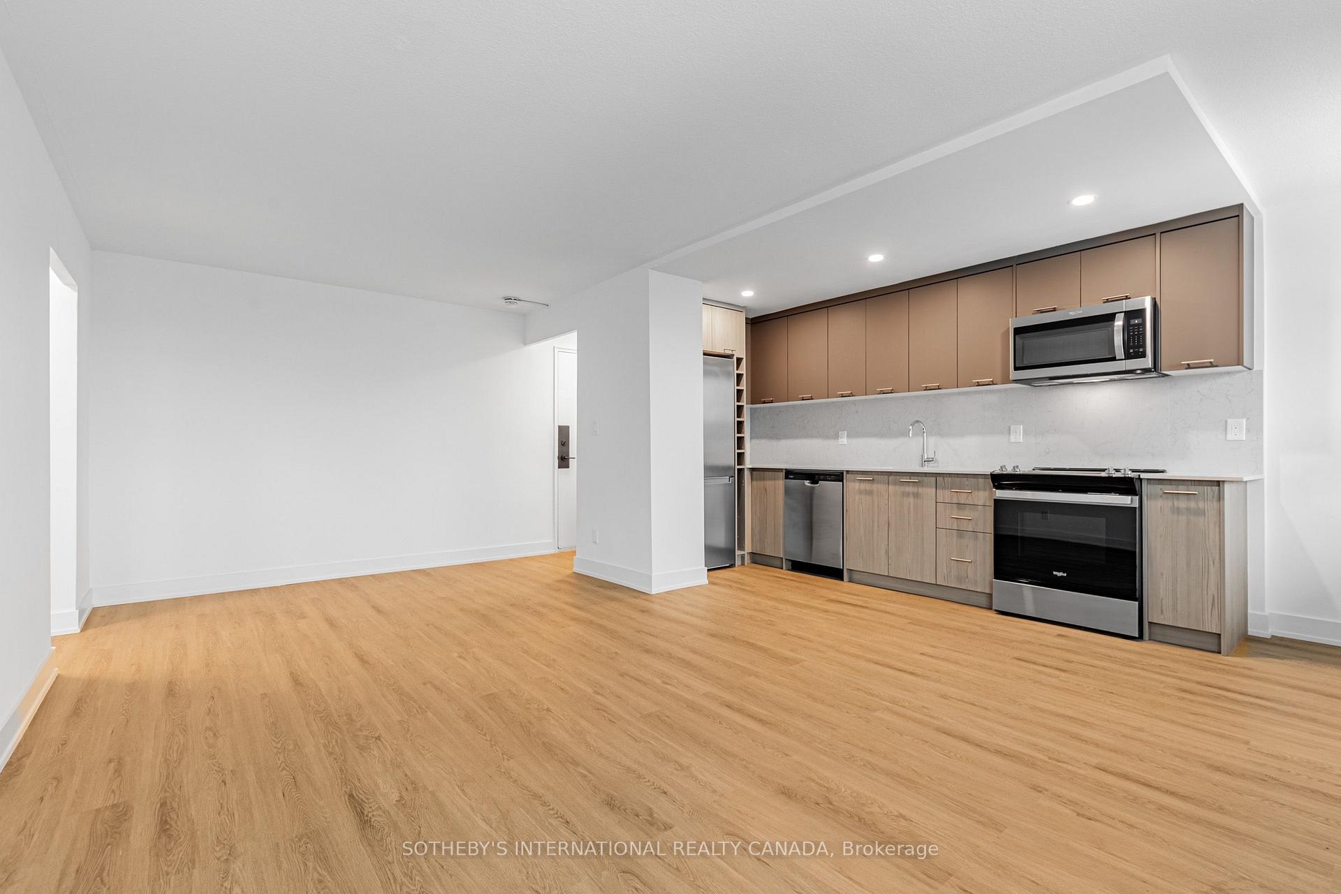 Photo 4 of Unit N0107, 135 Tyndall Avenue, Toronto, South Parkdale — HOMEH