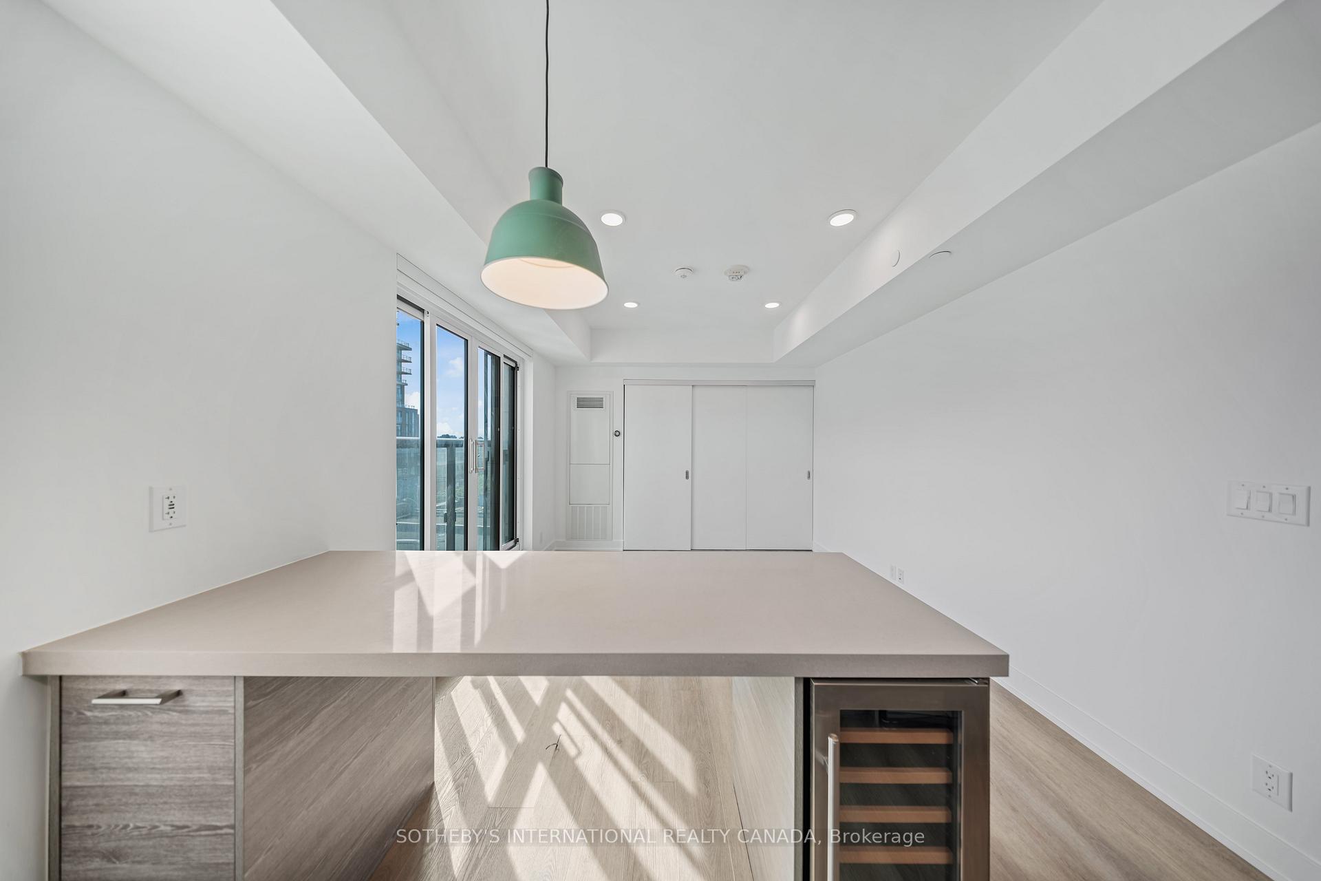 Photo 5 of Unit 208, 484 Spadina Avenue, Toronto, University — HOMEH