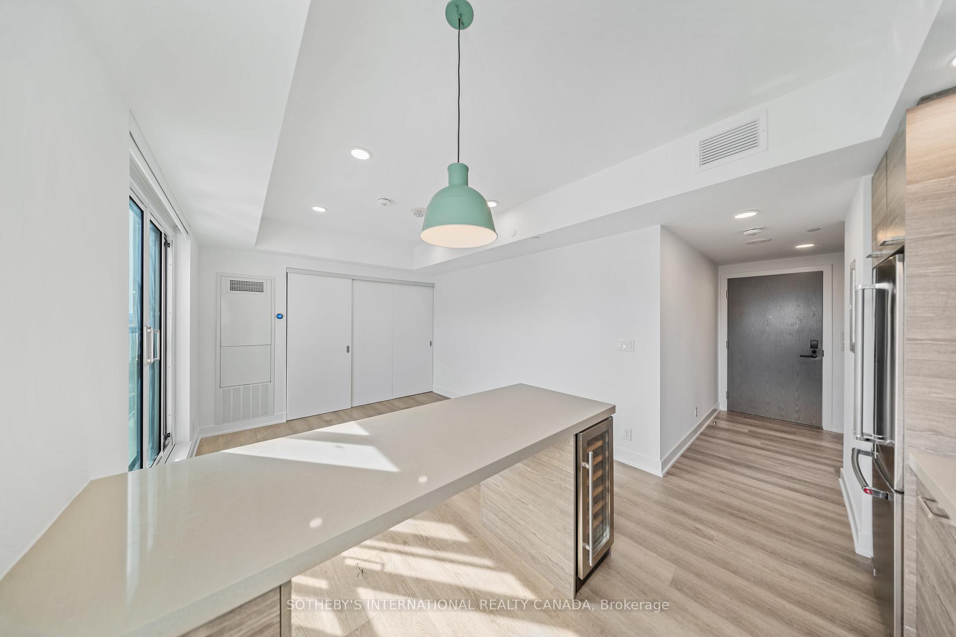 Photo 6 of Unit 208, 484 Spadina Avenue, Toronto, University — HOMEH