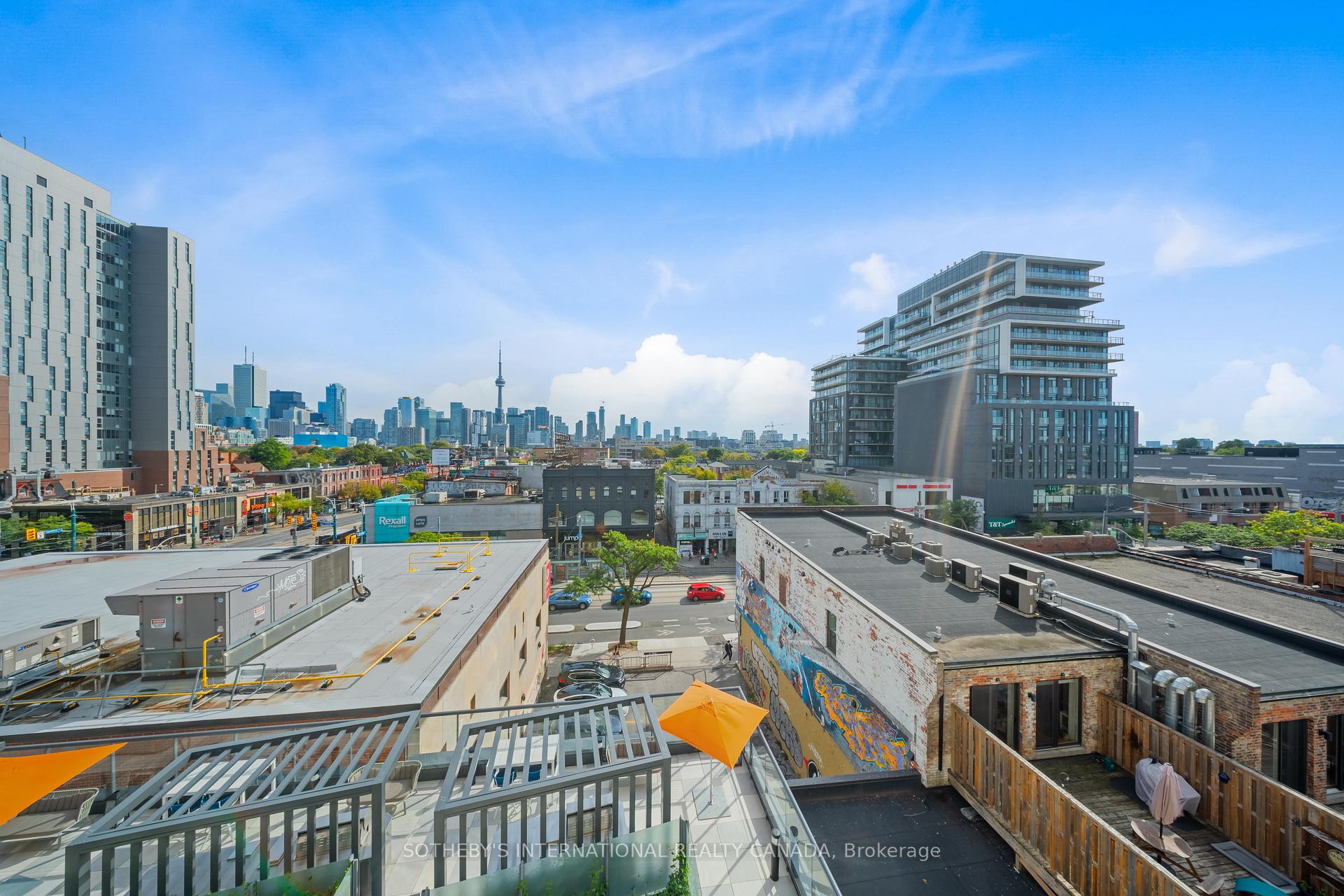 Photo 14 of Unit 208, 484 Spadina Avenue, Toronto, University — HOMEH