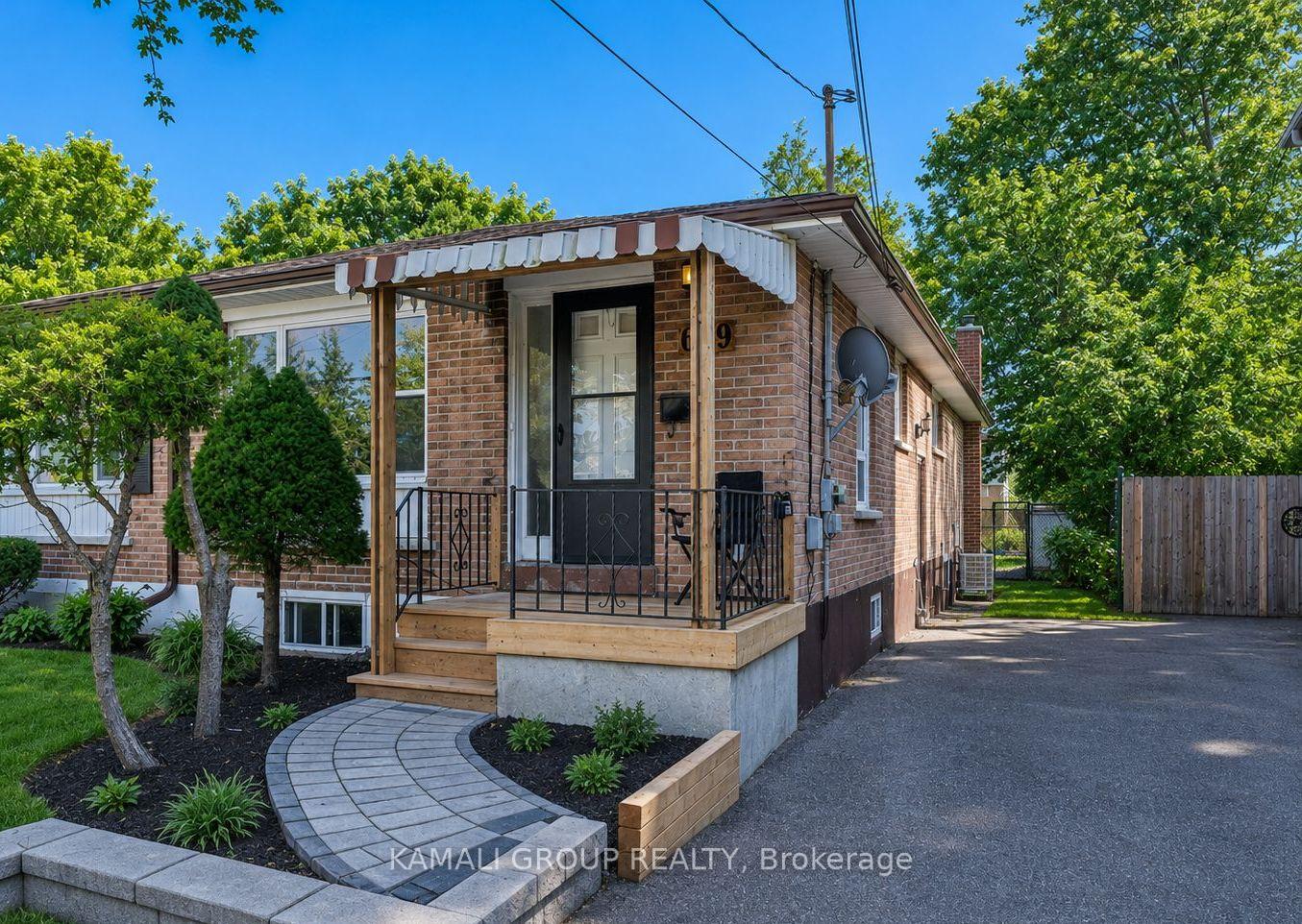 Photo 2 of Unit MAIN, 629 Gibb Street, Oshawa, Vanier — HOMEH