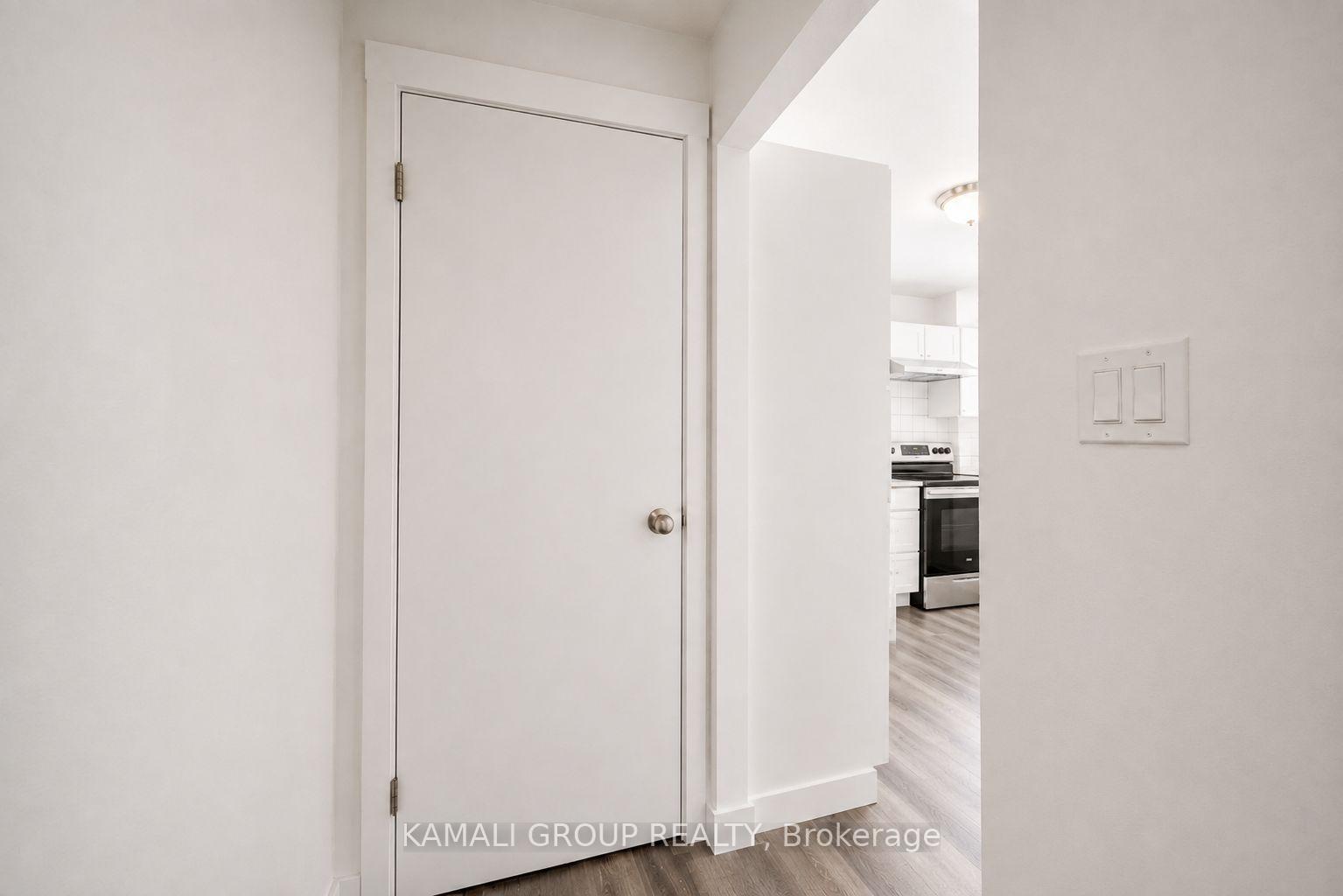 Photo 8 of Unit MAIN, 629 Gibb Street, Oshawa, Vanier — HOMEH