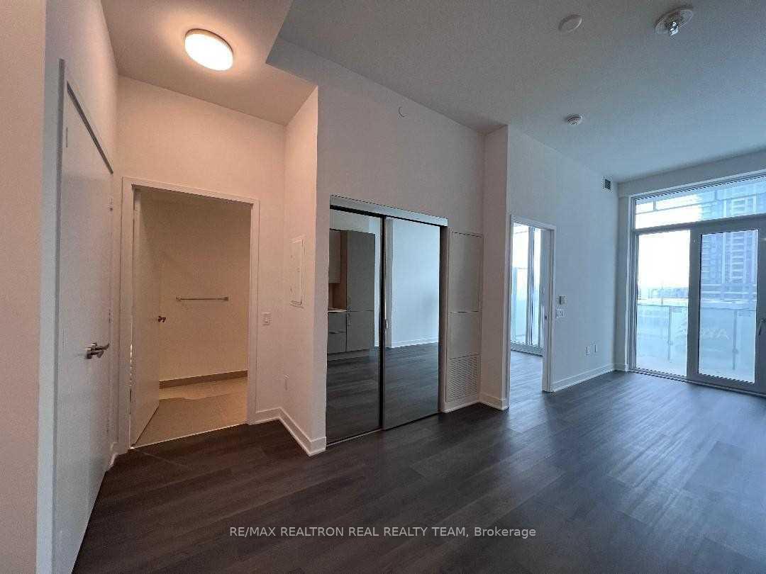 Photo 5 of Unit 316, 3900 Confederation Parkway, Mississauga, City Centre — HOMEH