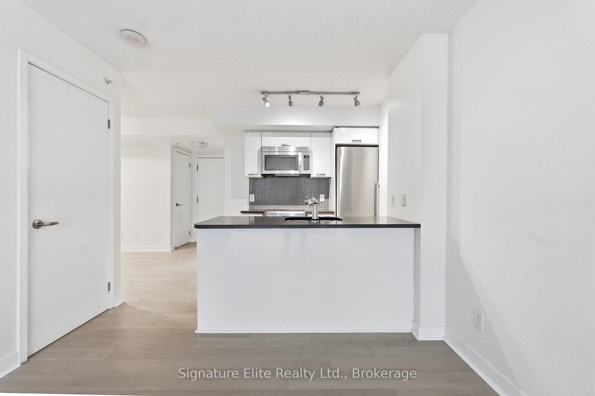 Photo 5 of Unit 1708, 295 Adelaide Street W, Toronto, Waterfront Communities — HOMEH