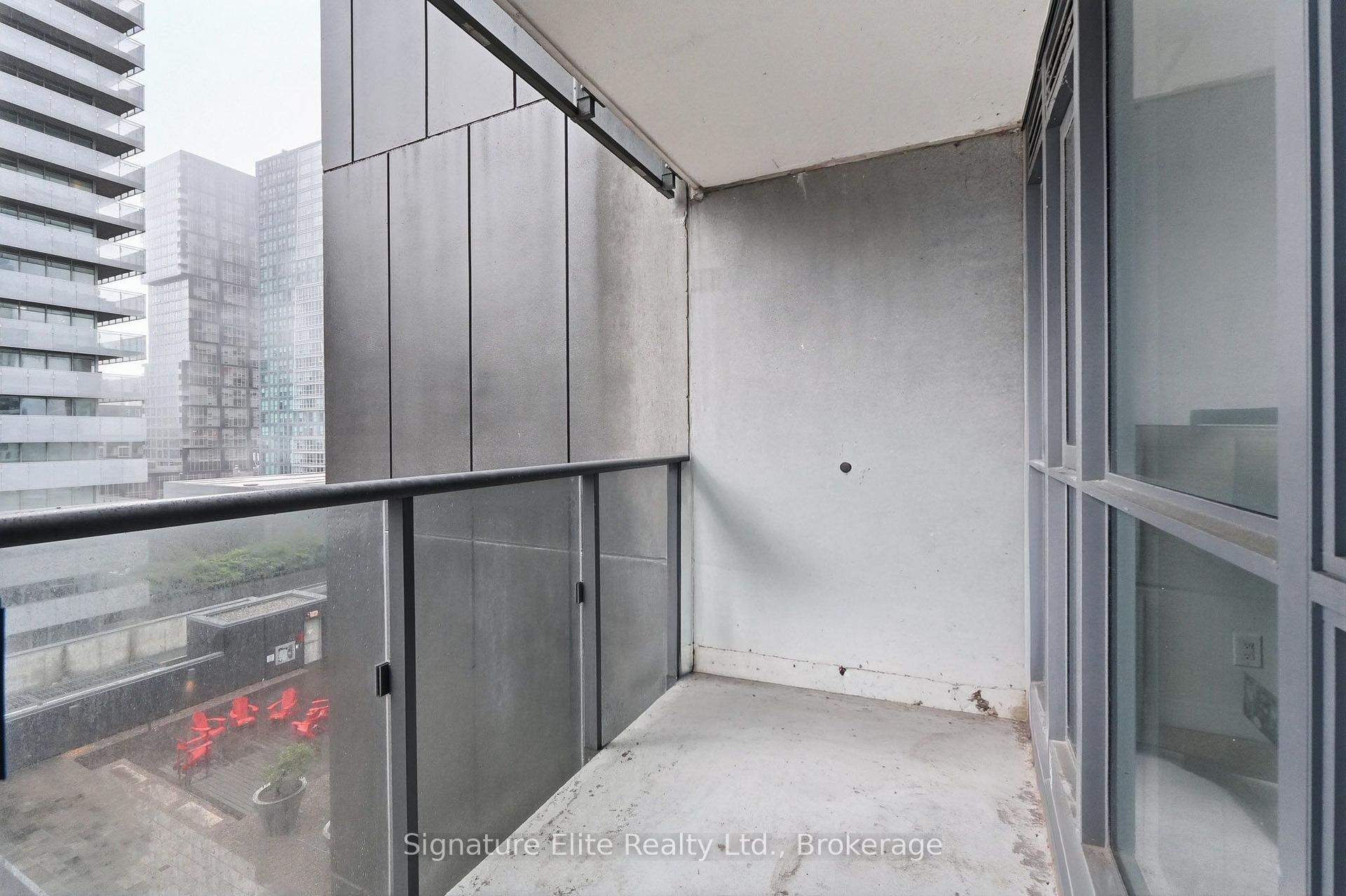 Photo 15 of Unit 1708, 295 Adelaide Street W, Toronto, Waterfront Communities — HOMEH