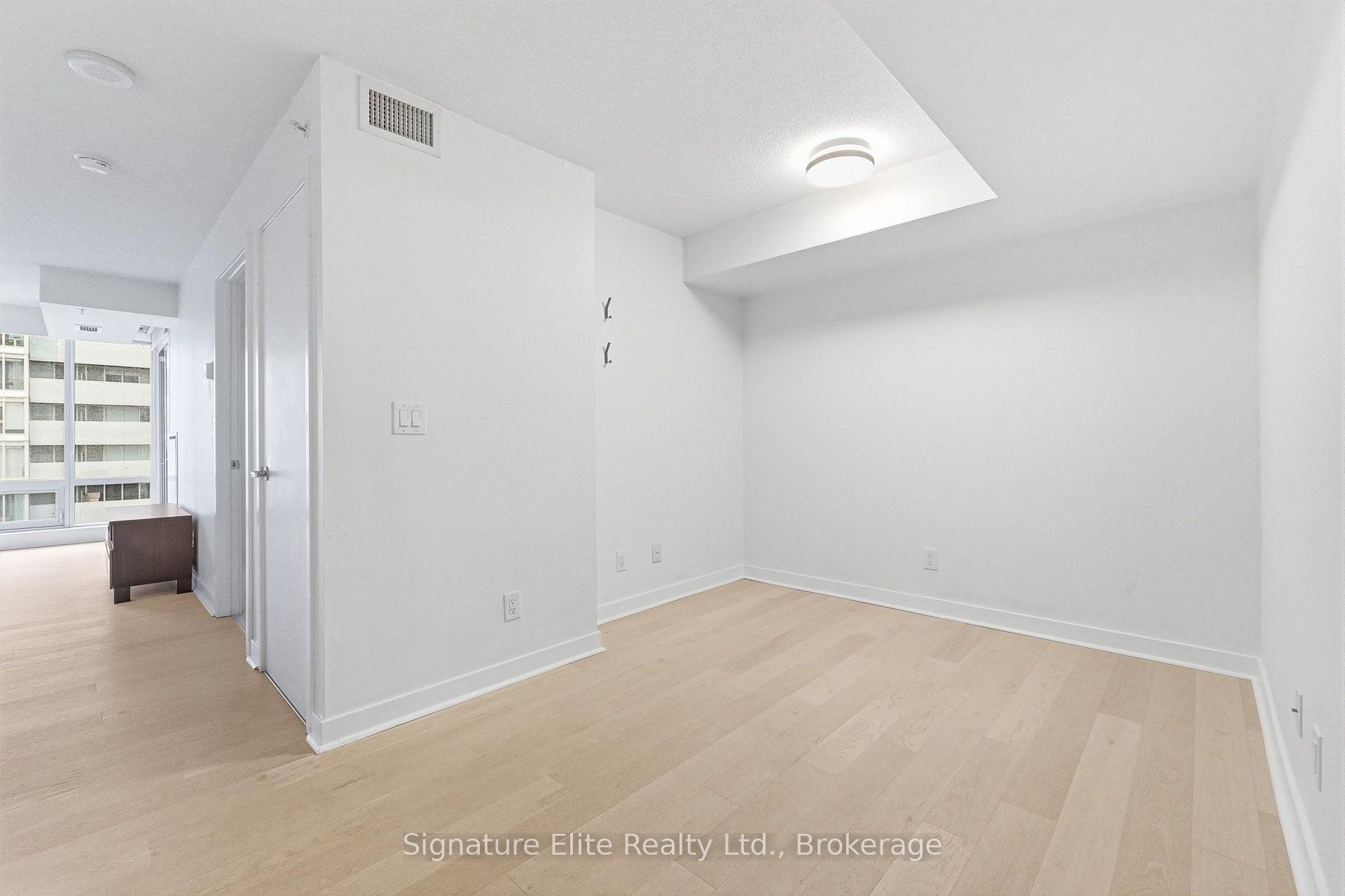Photo 16 of Unit 1708, 295 Adelaide Street W, Toronto, Waterfront Communities — HOMEH