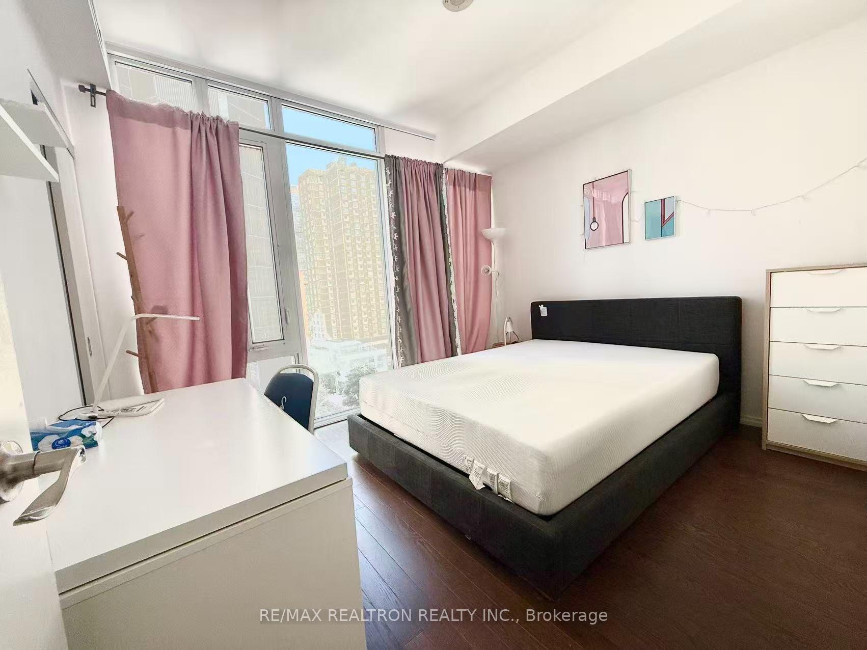 Photo 7 of Unit 1104, 75 St Nicholas Street, Toronto, Bay Street Corridor — HOMEH