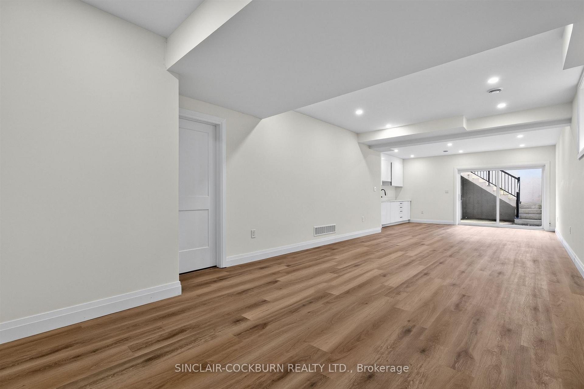 Photo 26 of 768 Montbeck Crescent, Mississauga, Lakeview — HOMEH