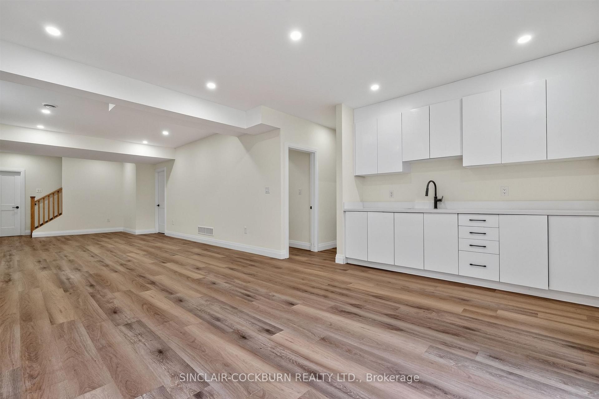 Photo 29 of 768 Montbeck Crescent, Mississauga, Lakeview — HOMEH
