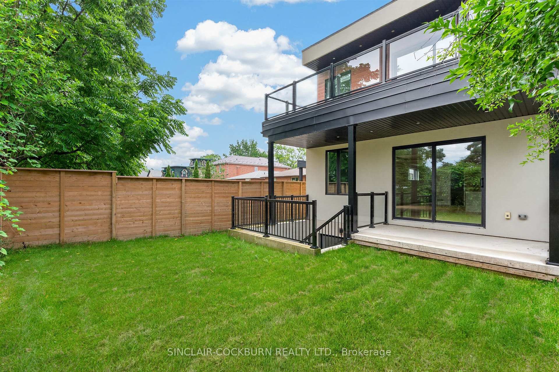 Photo 33 of 768 Montbeck Crescent, Mississauga, Lakeview — HOMEH