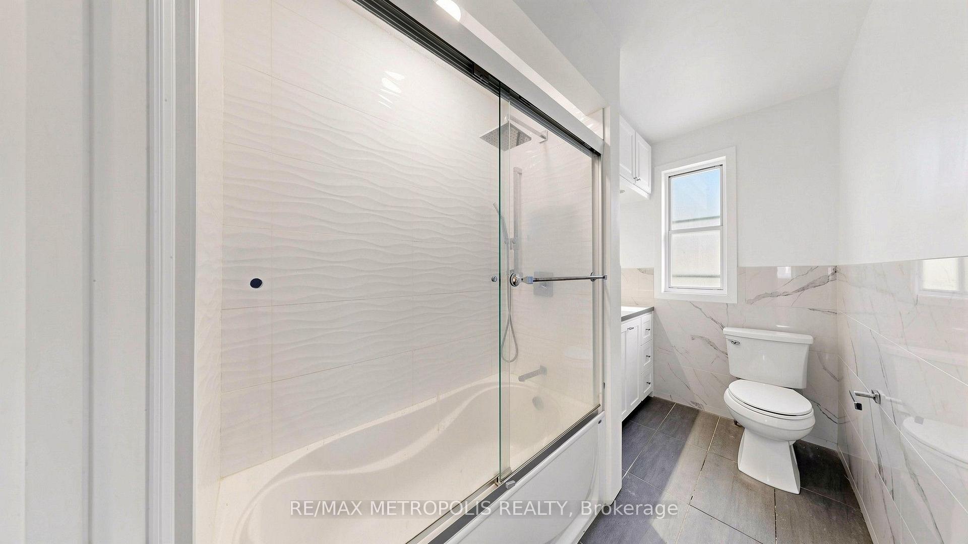 Photo 27 of 139 Pandora Circle, Scarborough, Woburn — HOMEH