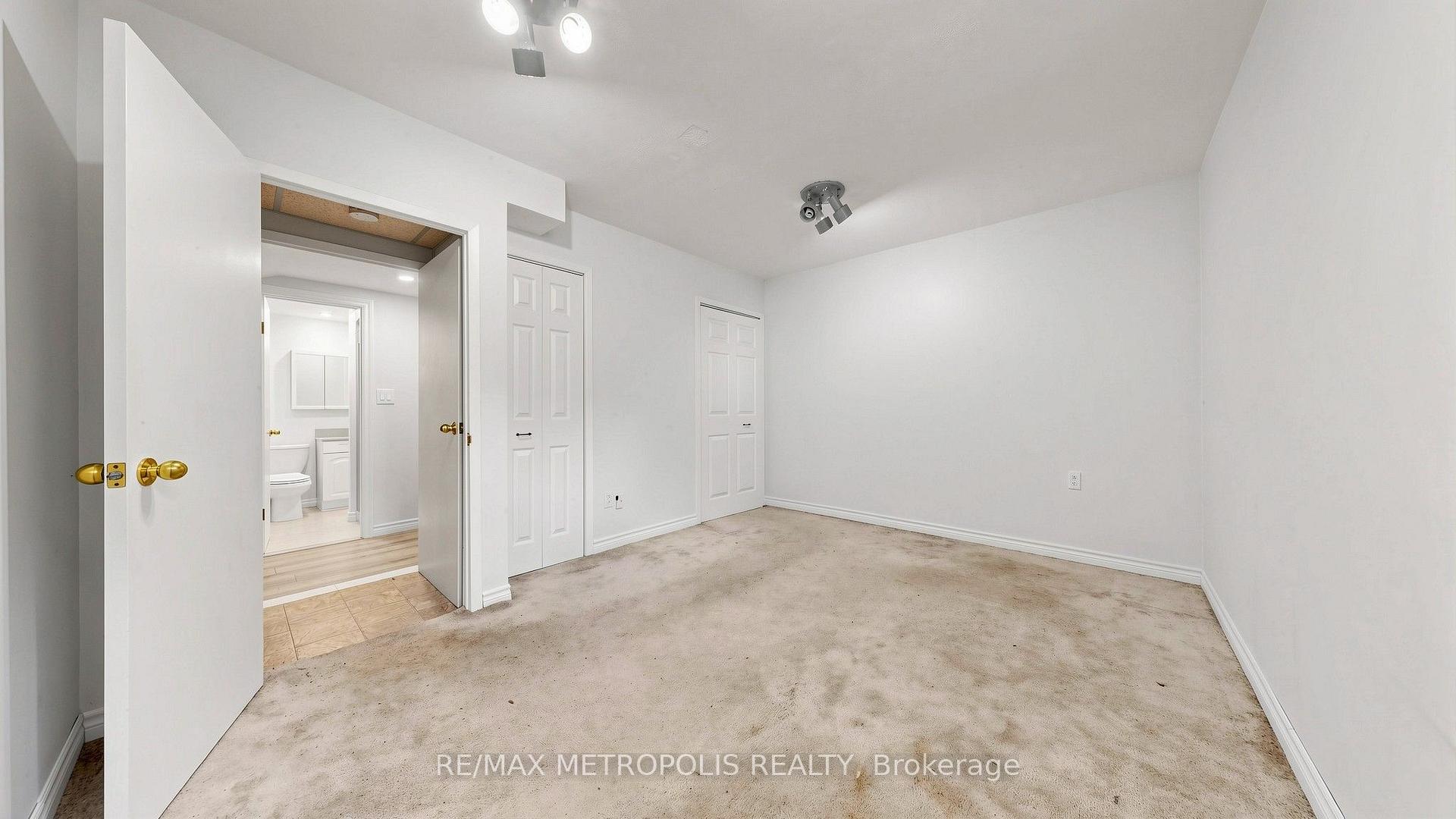 Photo 36 of 139 Pandora Circle, Scarborough, Woburn — HOMEH