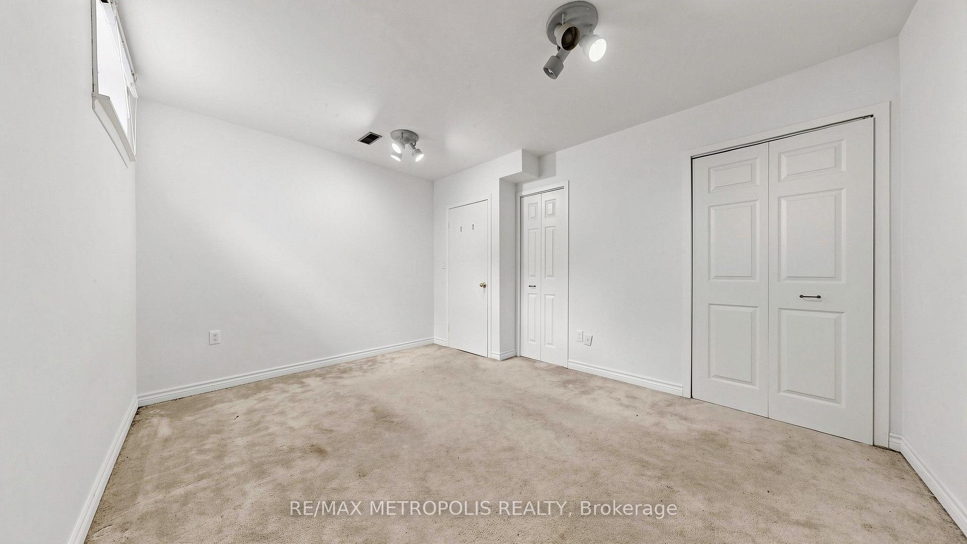 Photo 37 of 139 Pandora Circle, Scarborough, Woburn — HOMEH