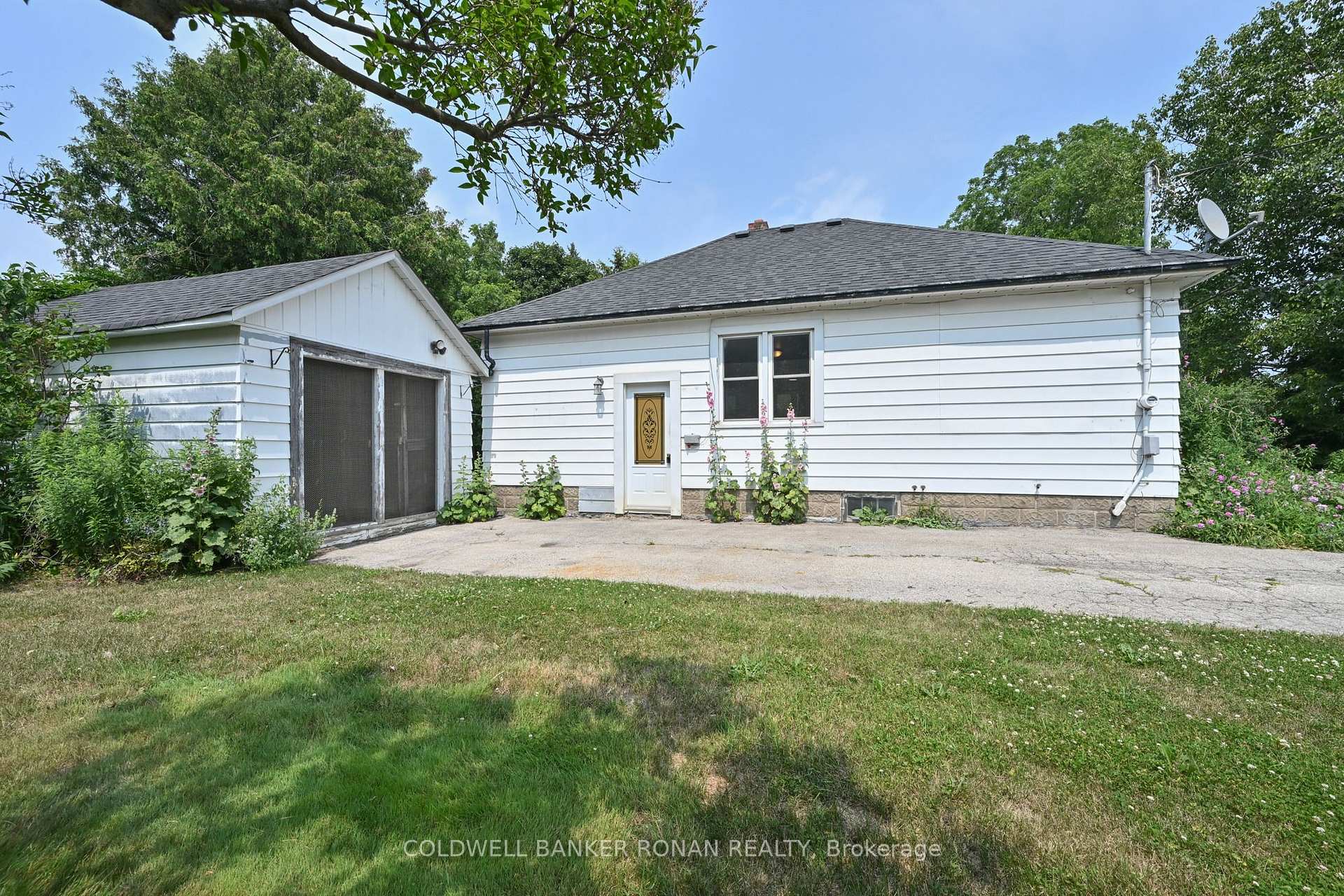 Photo 3 of 144 Church Street, King, Schomberg — HOMEH