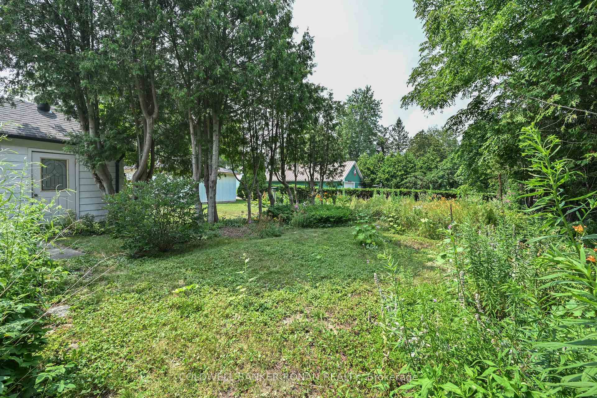 Photo 13 of 144 Church Street, King, Schomberg — HOMEH