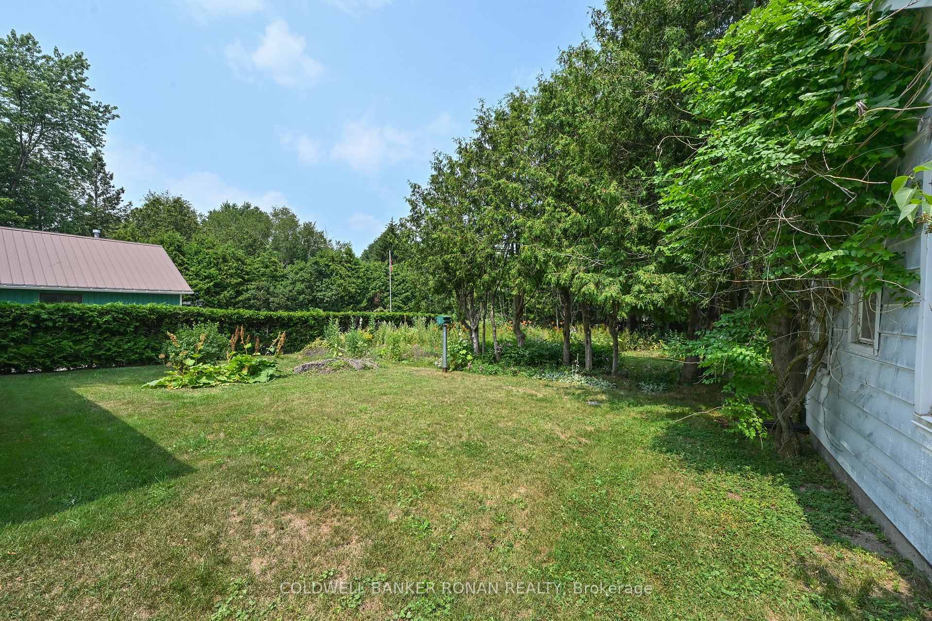 Photo 15 of 144 Church Street, King, Schomberg — HOMEH