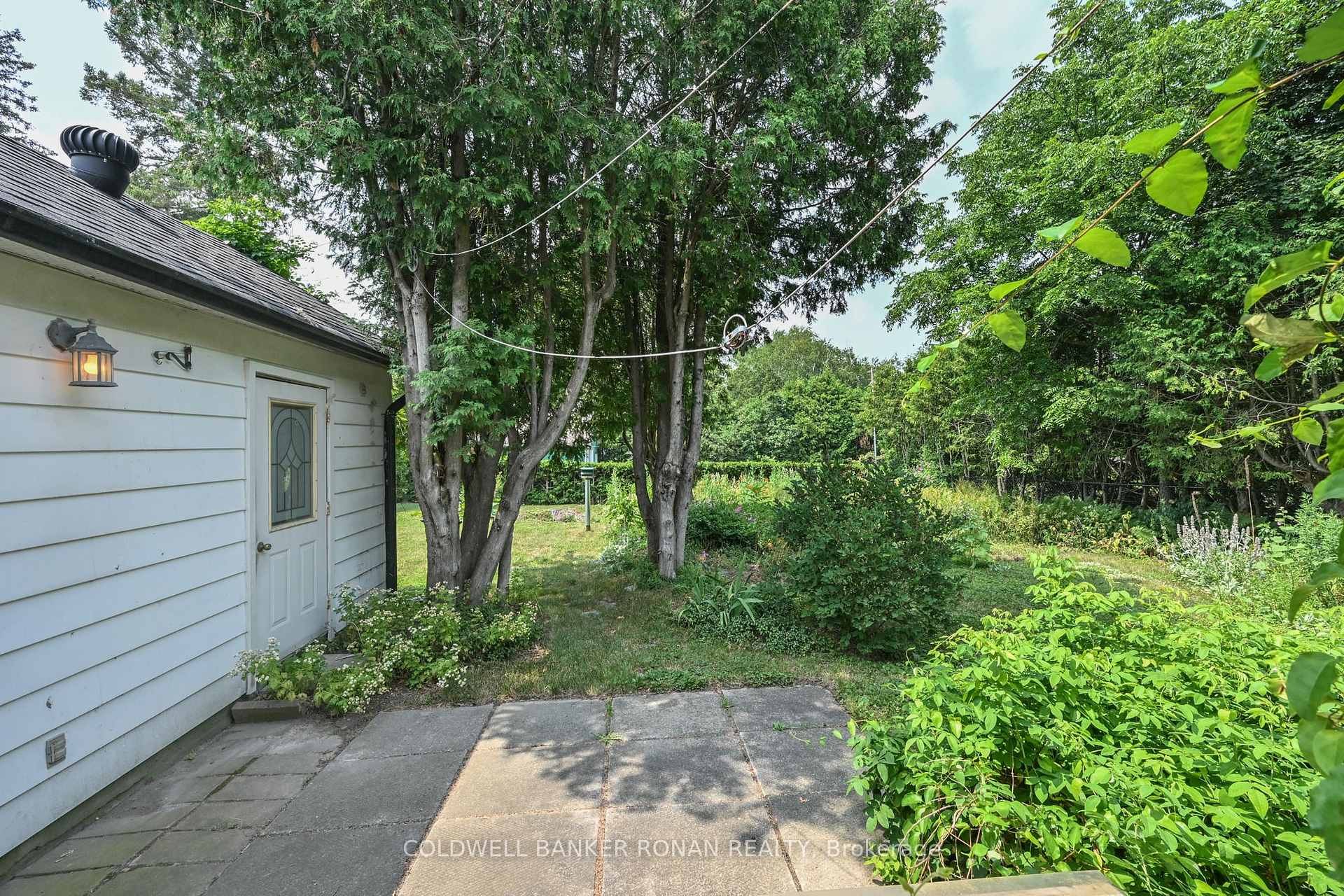 Photo 16 of 144 Church Street, King, Schomberg — HOMEH