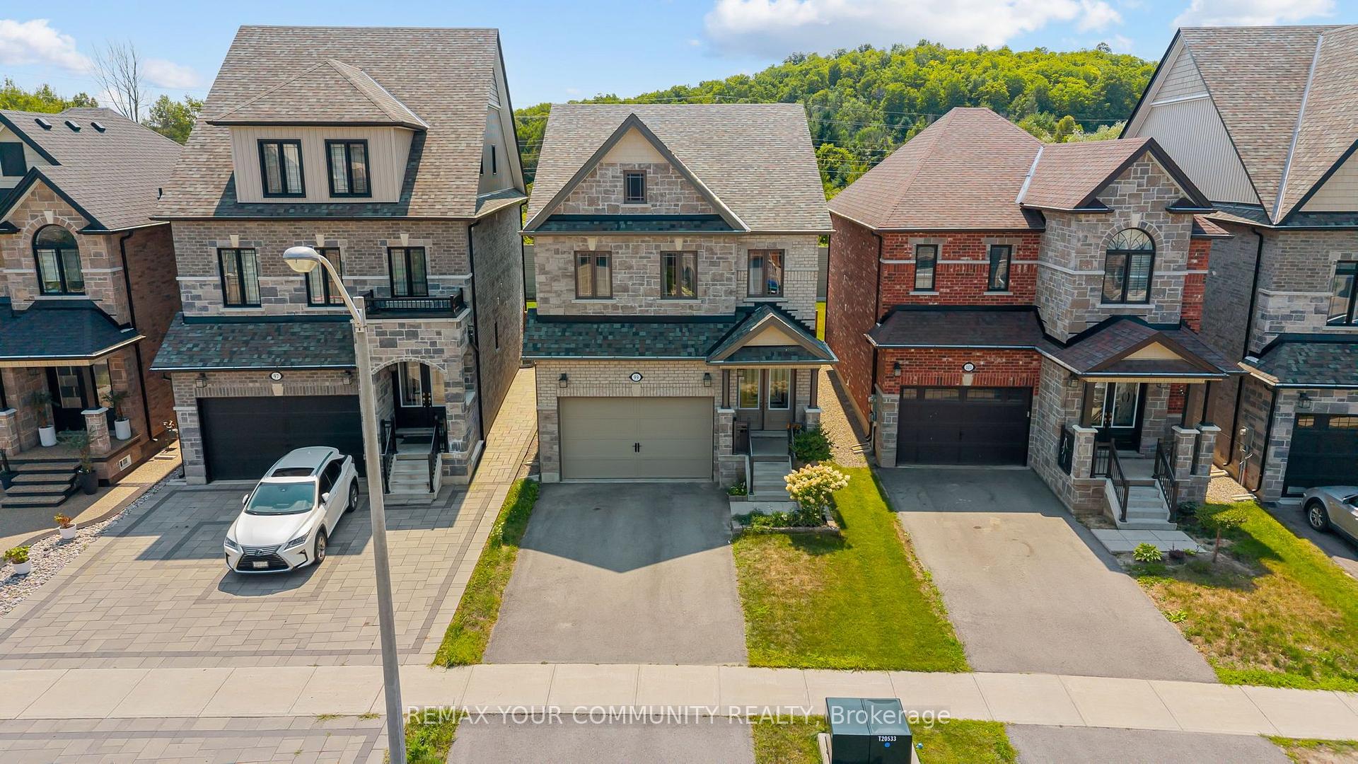 Photo 2 of 99 Walker Boulevard, New Tecumseth, Alliston — HOMEH