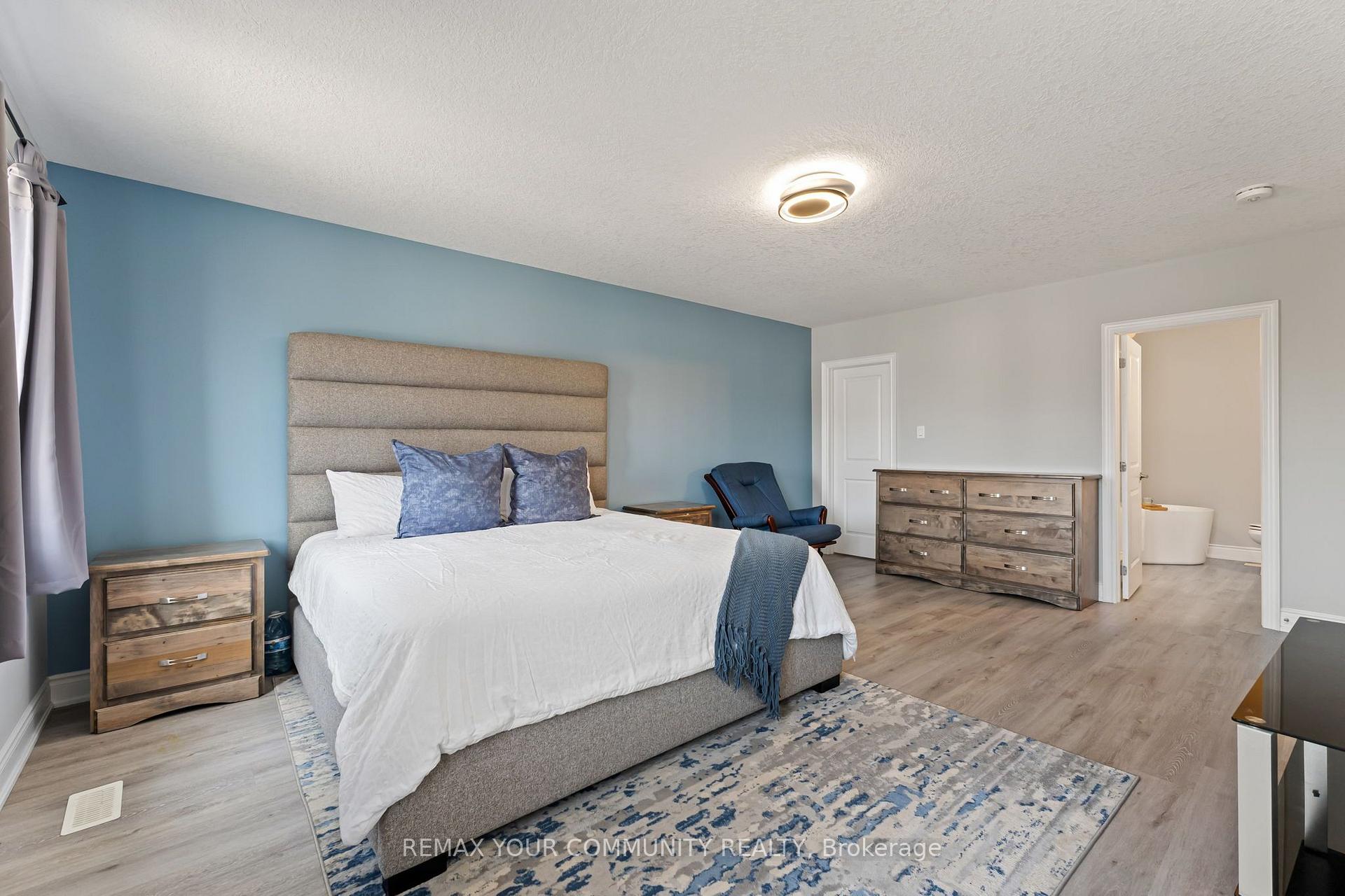 Photo 27 of 99 Walker Boulevard, New Tecumseth, Alliston — HOMEH