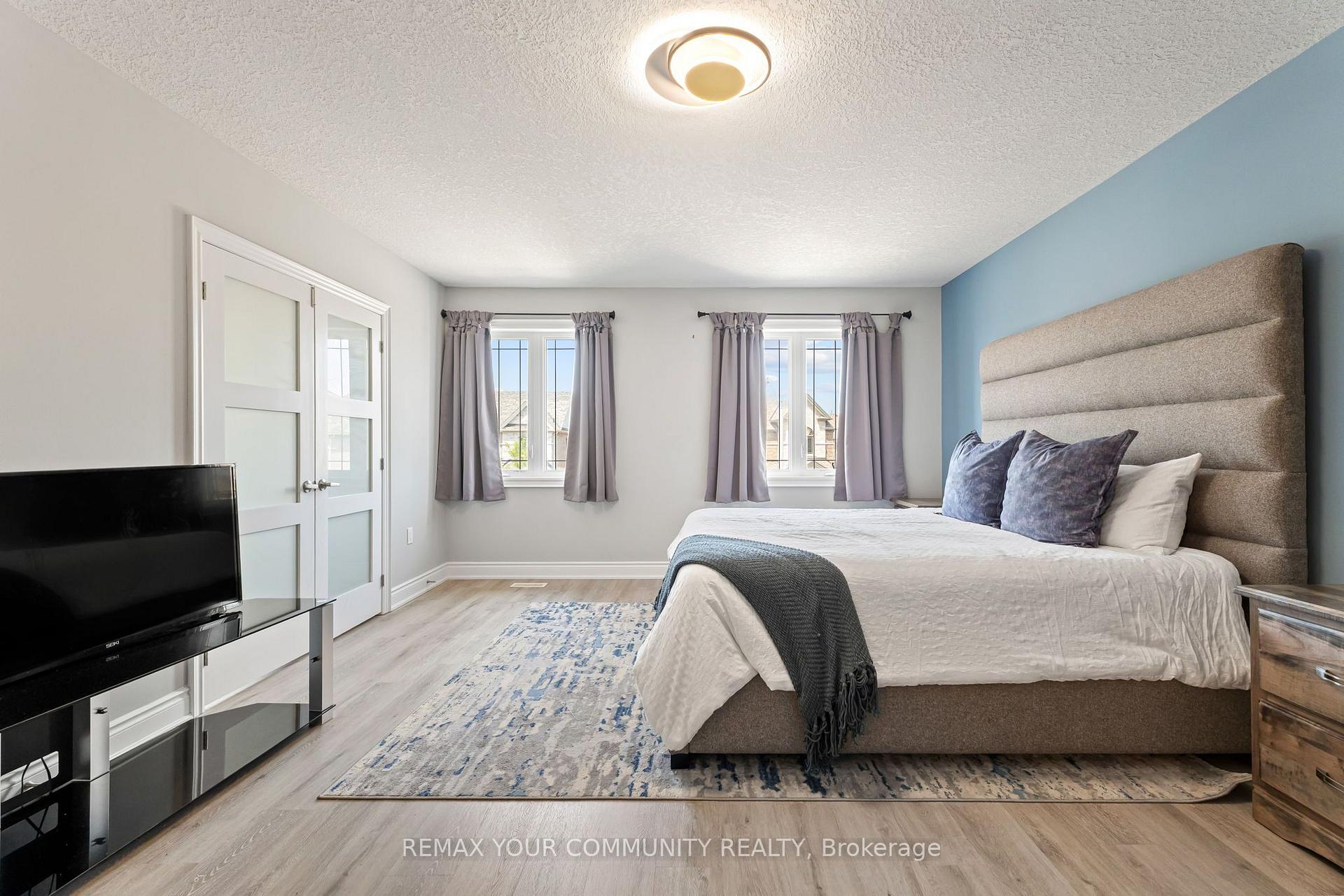 Photo 28 of 99 Walker Boulevard, New Tecumseth, Alliston — HOMEH