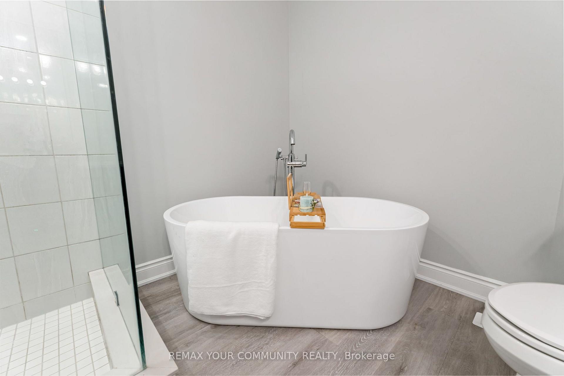 Photo 30 of 99 Walker Boulevard, New Tecumseth, Alliston — HOMEH