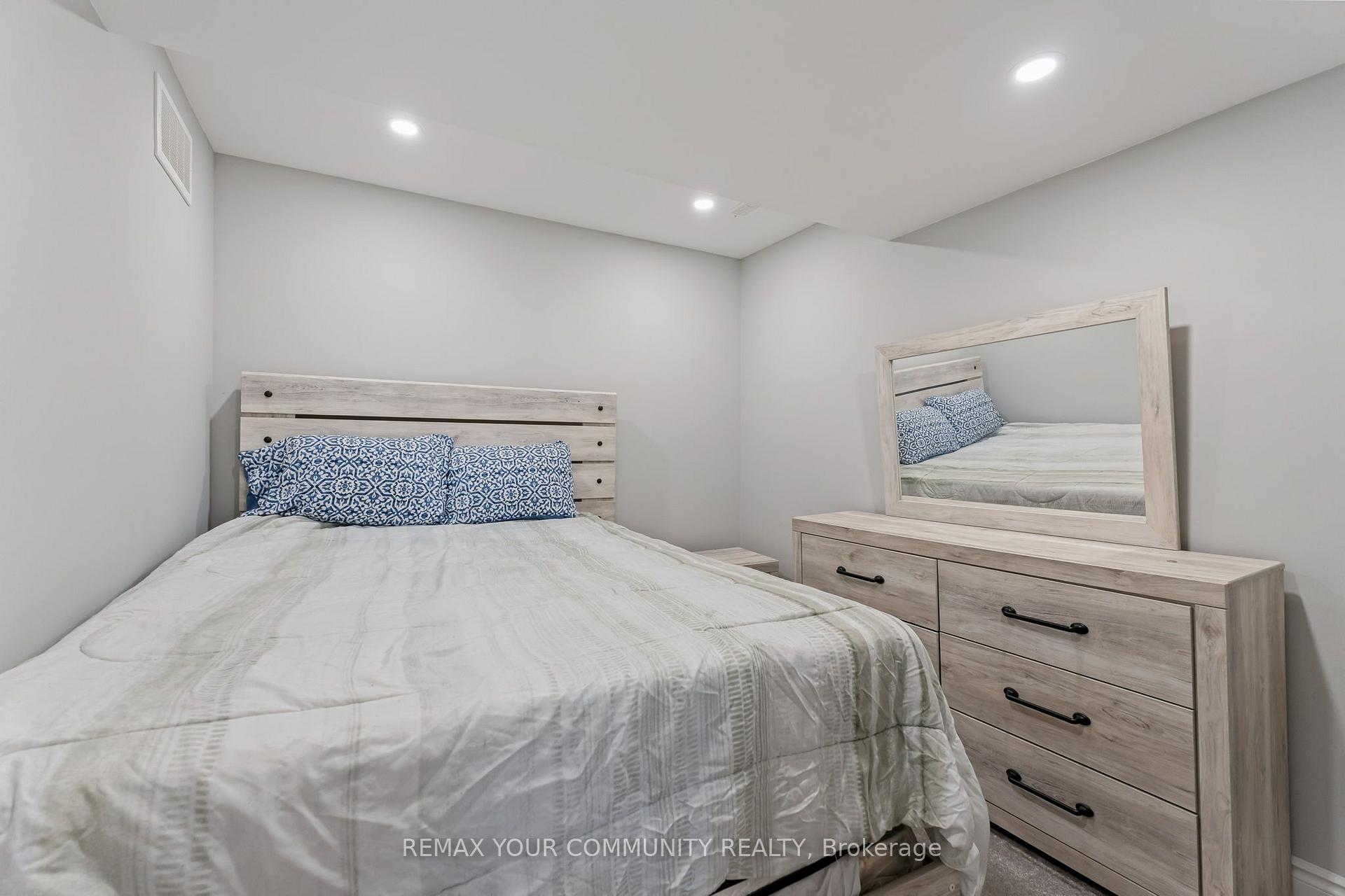 Photo 44 of 99 Walker Boulevard, New Tecumseth, Alliston — HOMEH